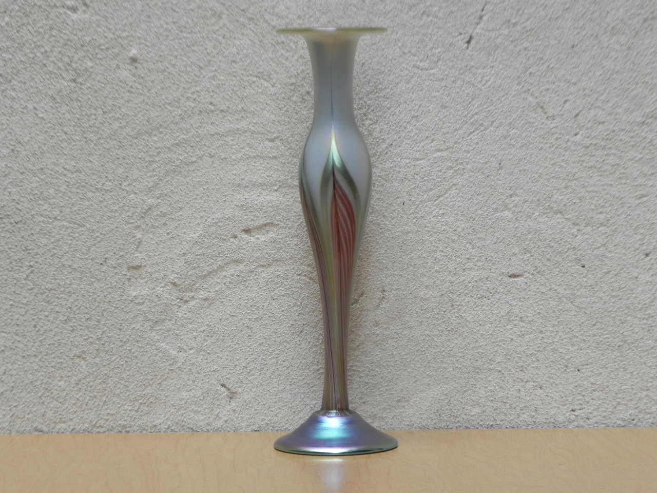I Like Mike's Mid Century Modern Wall Decor & Art L.C. Tiffany Favrile Vase, Iridescent Pulled Feather Fluted Design, Circa 1900