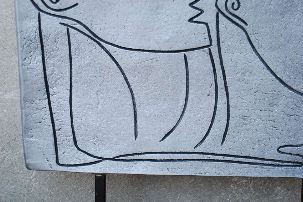 I Like Mike's Mid-Century Modern Wall Decor & Art Modern Picasso-like Grey Flat Ceramic Table Sculpture of Man & Woman