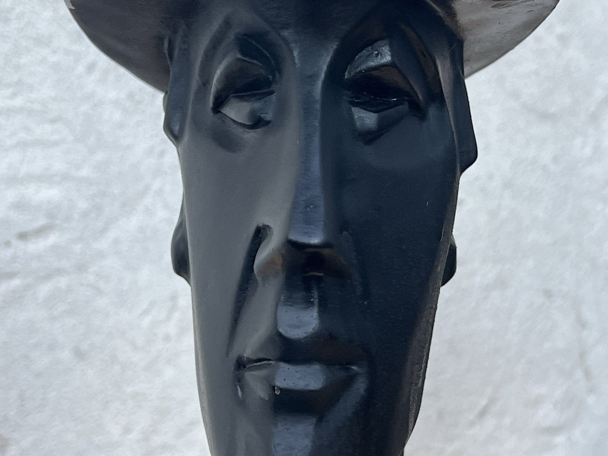 I Like Mike's Mid Century Modern Wall Decor & Art Neo Deco Pair Black Ceramic Man & Woman by David Fisher for Austin Productions, 1988