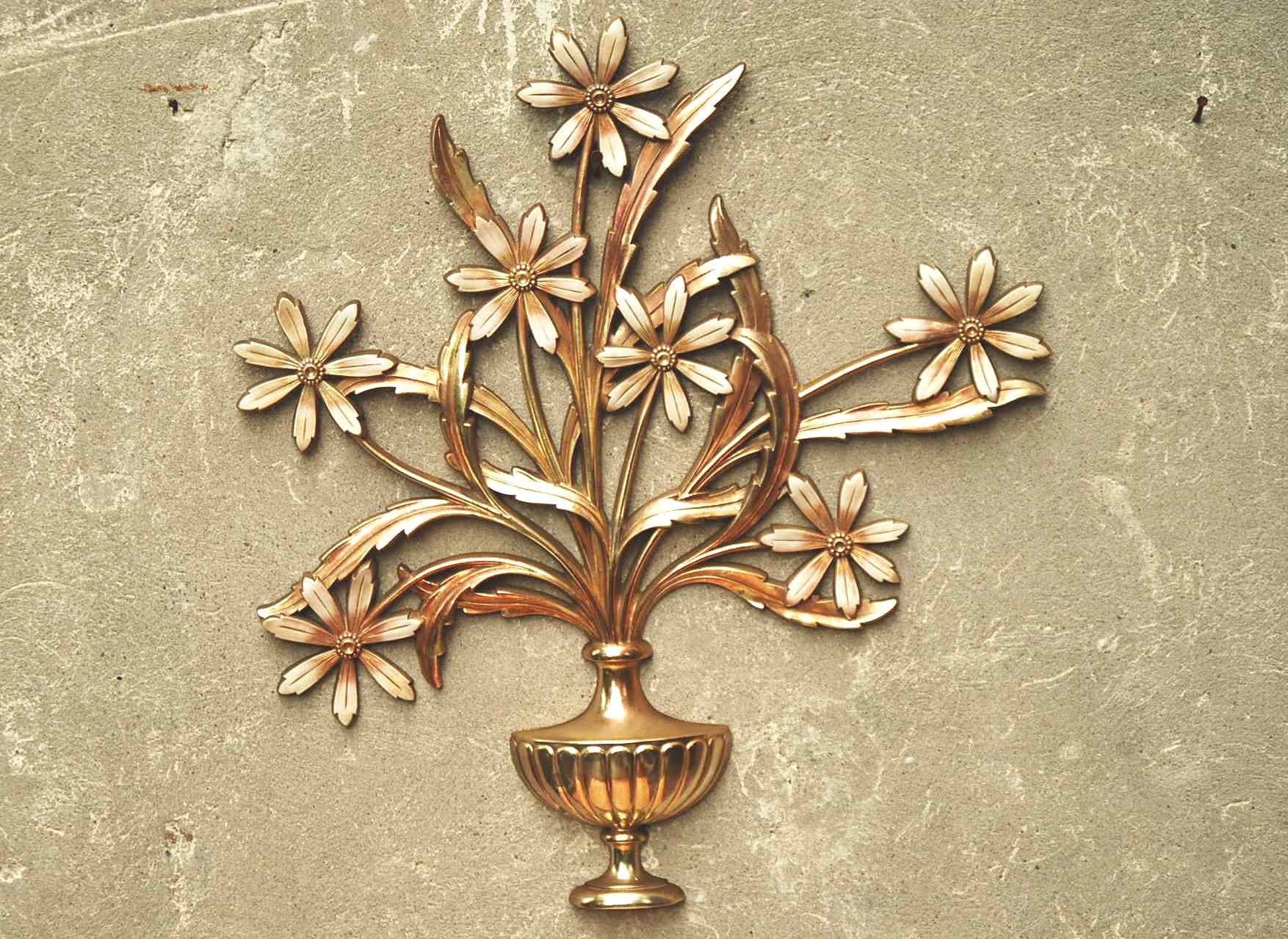 I Like Mike's Mid-Century Modern Wall Decor & Art Syroco Large Gilded Floral Arrangement Wall Hanging - Gold & White