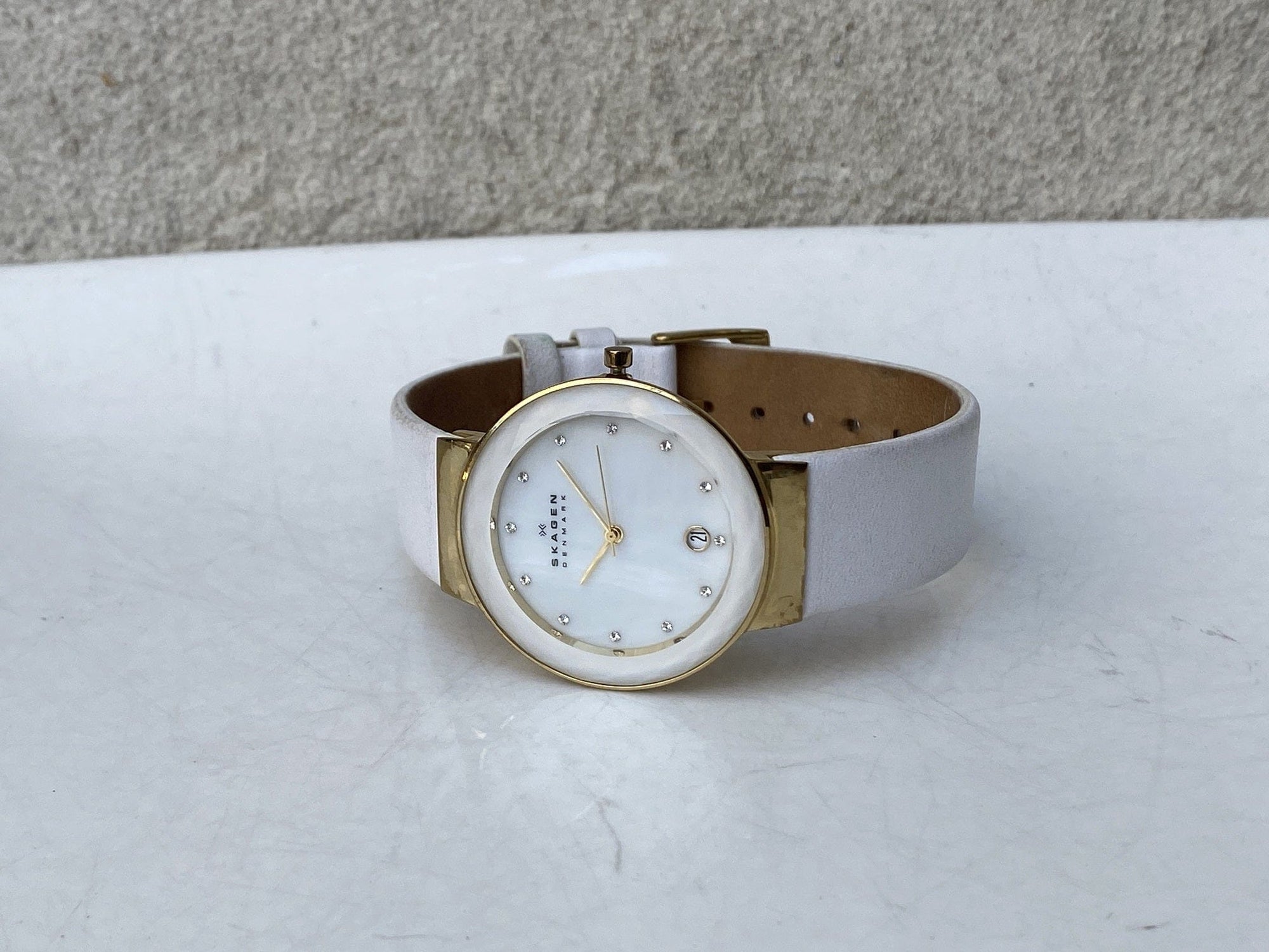 I Like Mike's Mid Century Modern Watch Skagen Women's Oversized White Goldtone Round Watch, Facet Cut, White Leather Band