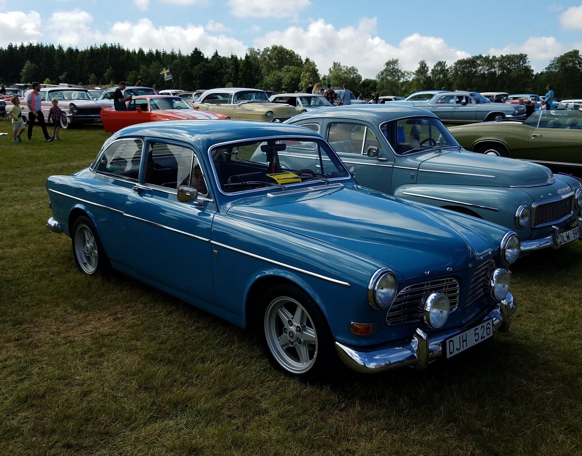 I Like Mikes Mid Century Modern Blue model car with removable seats