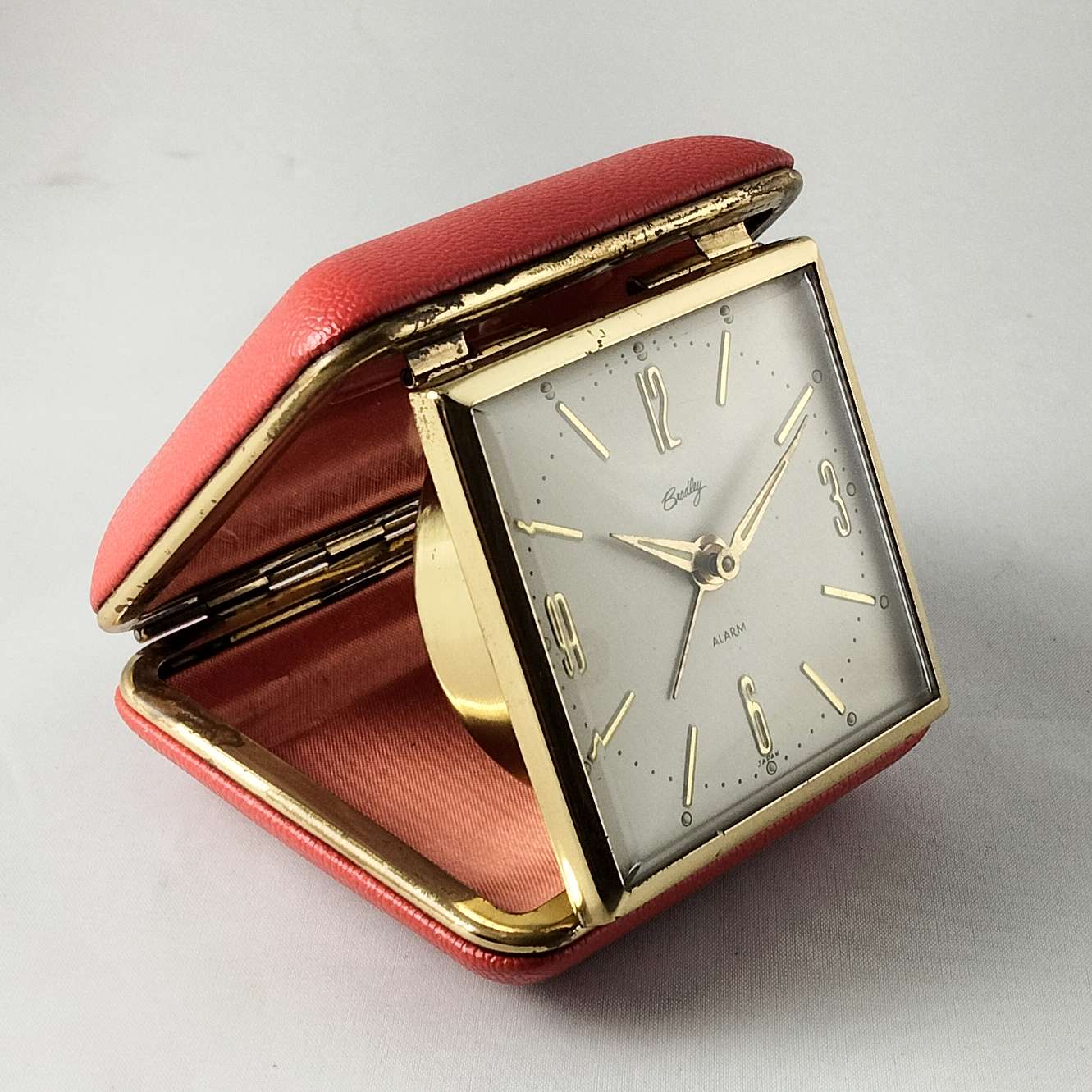 I Like Mikes Mid Century Modern Clock Bradley Wind Up Travel Clock, Red Pebbled Leather