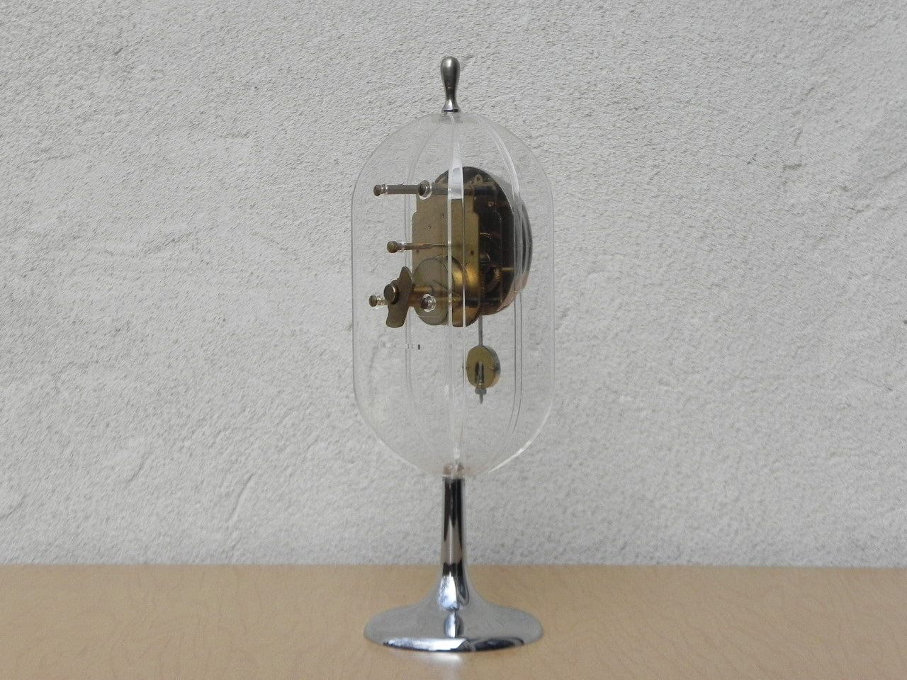 I Like Mikes Mid Century Modern Clock Johmid Rare Lucite Tulip Base Pendulette 8-Day Desk Clock