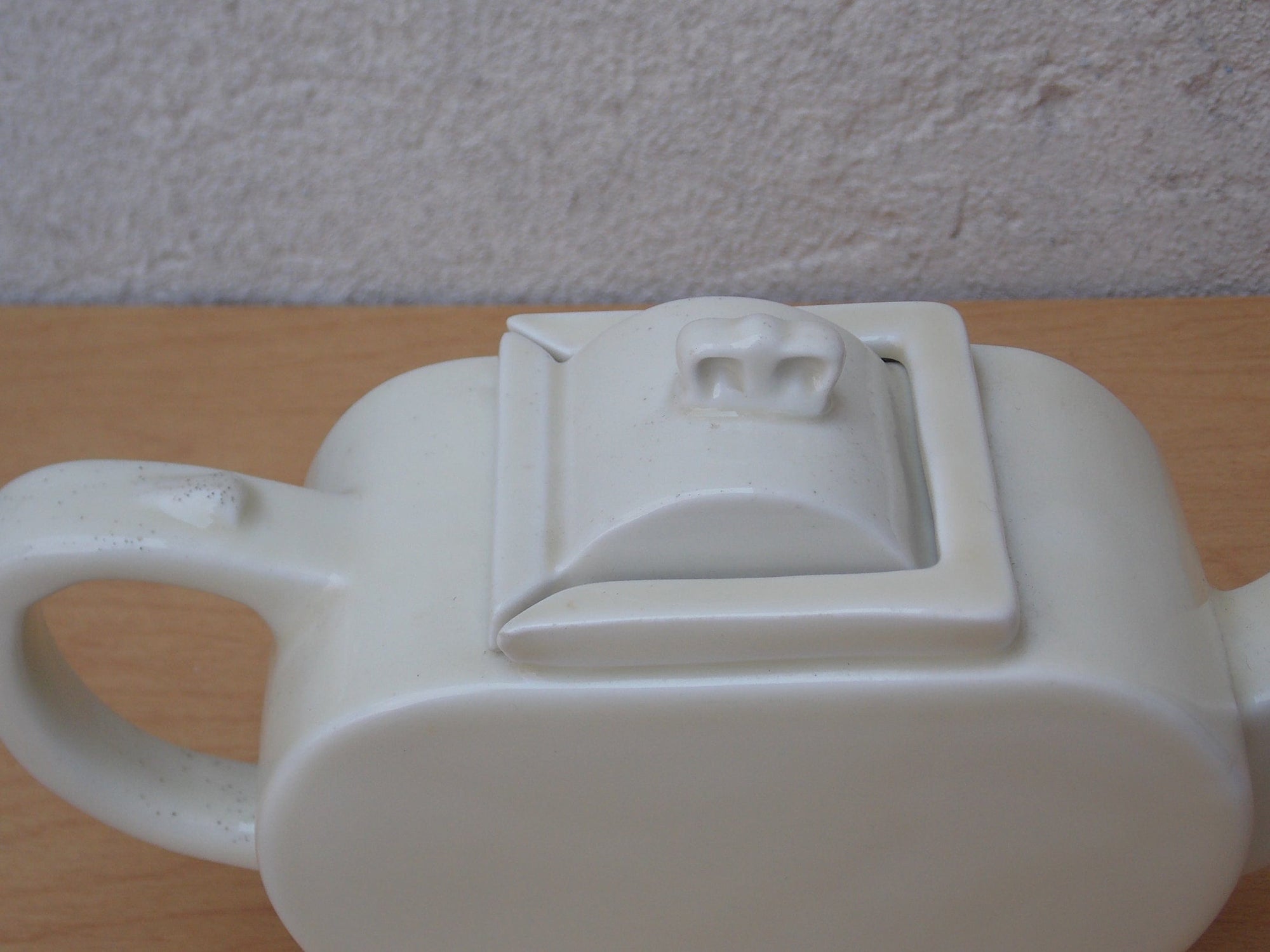 I Like Mikes Mid Century Modern Coffee Servers & Tea Pots Small White Interlocking Top Teapot by Fraunfelter