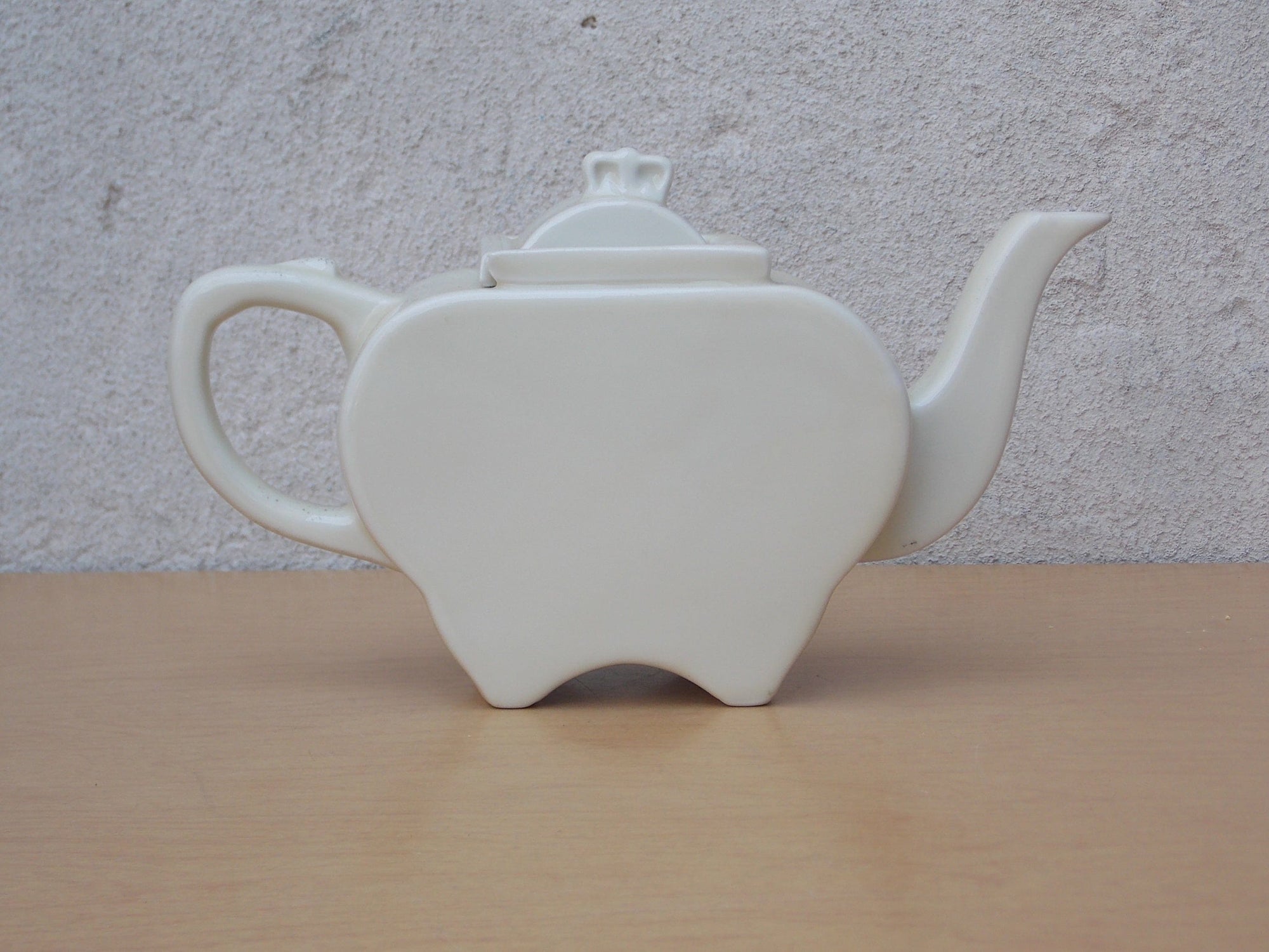 I Like Mikes Mid Century Modern Coffee Servers & Tea Pots Small White Interlocking Top Teapot by Fraunfelter