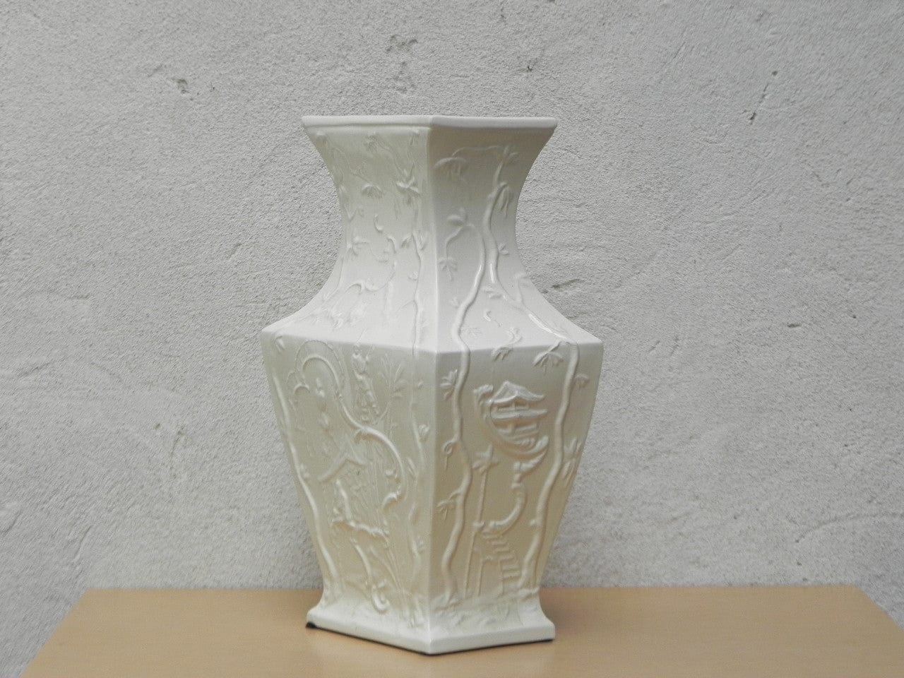 I Like Mikes Mid Century Modern Vases Large Creamy White Porcelain with Chinese Scenes