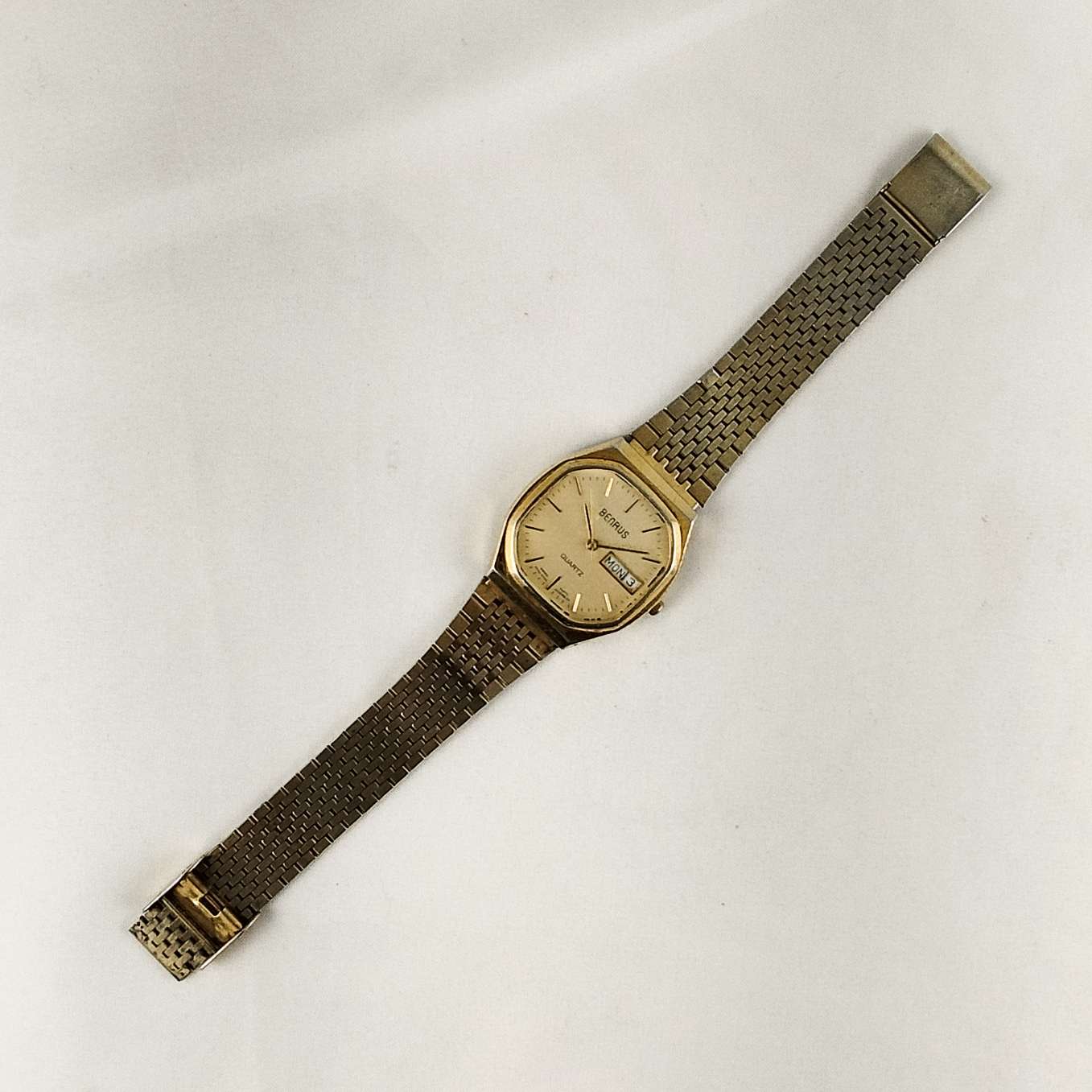 Benrus Watch, Octagonal Dial, Bracelet Strap - I Like Mikes  display picture 1