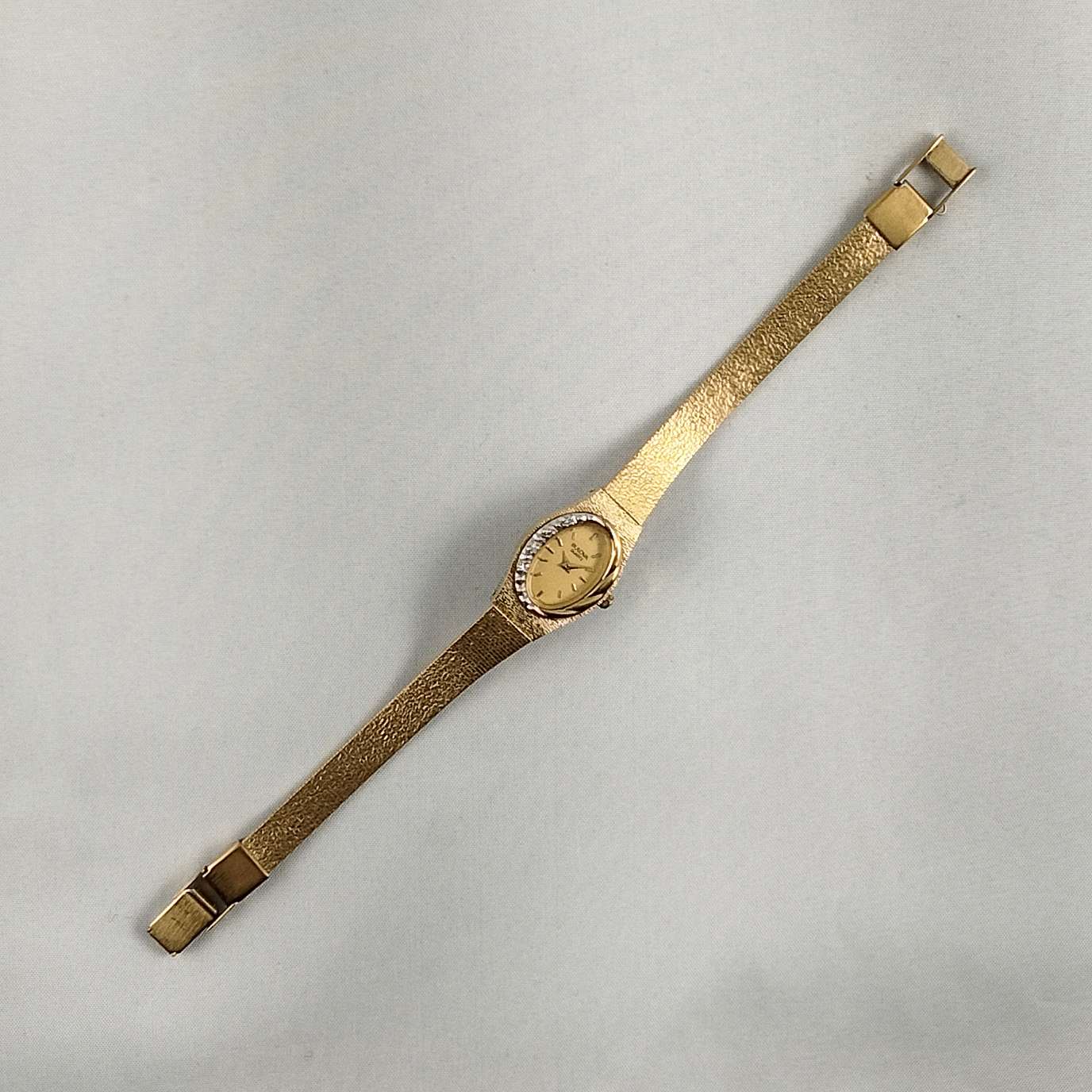 Bulova Quartz Petite Gold Tone Watch, Oval Dial  display picture 1