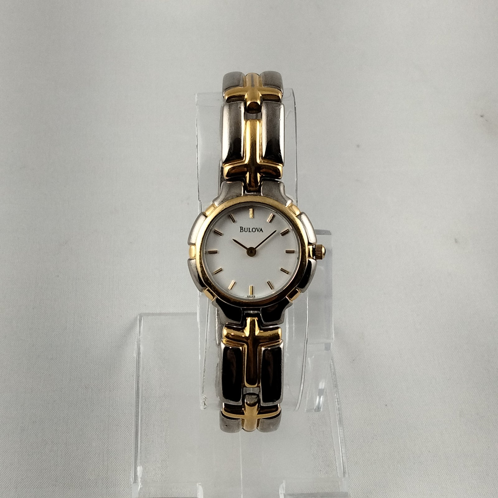 I Like Mikes Mid Century Modern Watches Bulova Unisex Silver and Gold Tone Watch, White Dial, Mixed Metals, Bracelet Strap