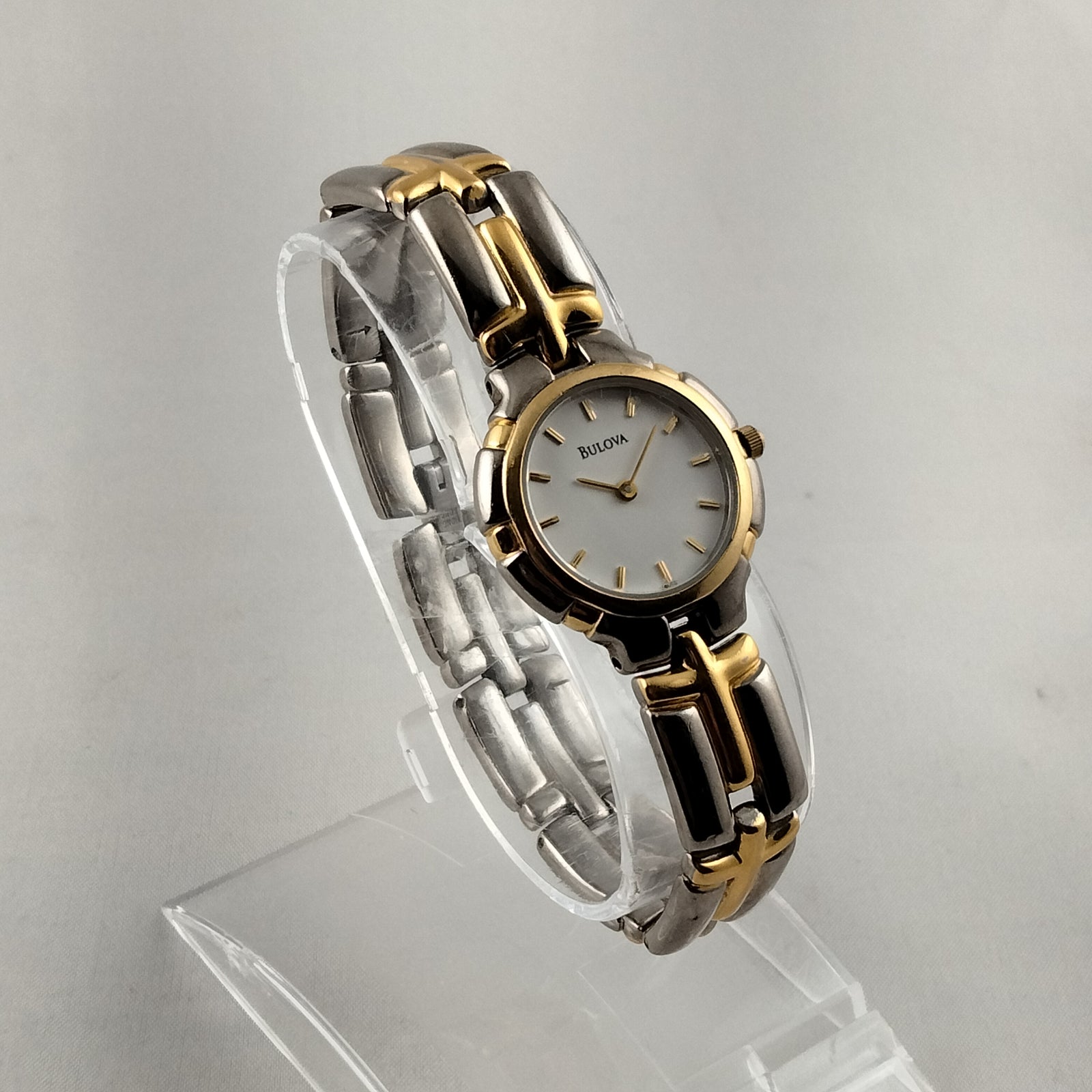 I Like Mikes Mid Century Modern Watches Bulova Unisex Silver and Gold Tone Watch, White Dial, Mixed Metals, Bracelet Strap