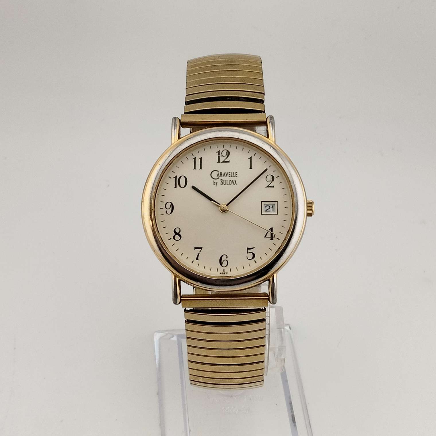 Bulova Gold Date Window Quartz Bulova Women main image 4