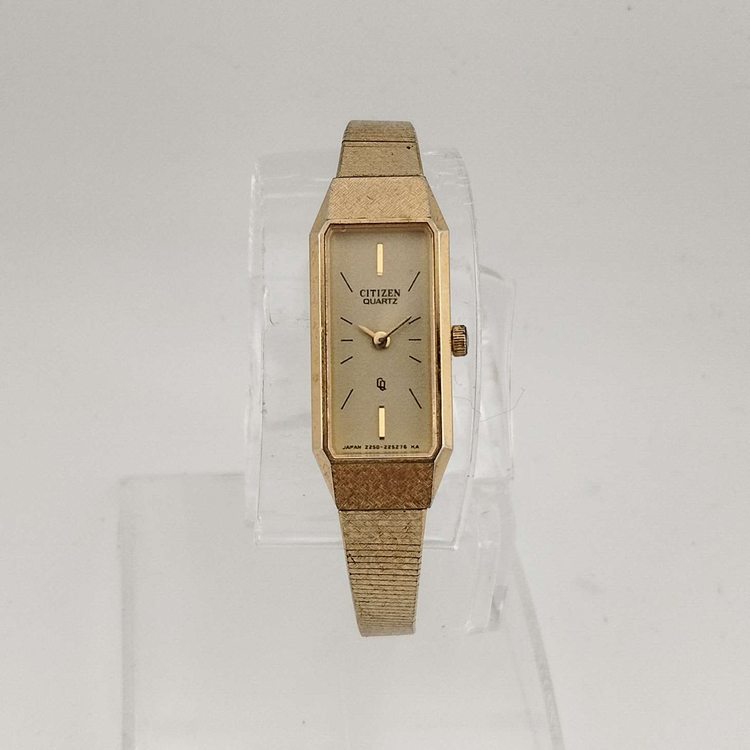 Vintage Citizen Quartz Women Watch Gold Tone Bracelet Japan New Battery Running Vintage Citizen CQ Gold Plated Stainless | Mercari main image 2