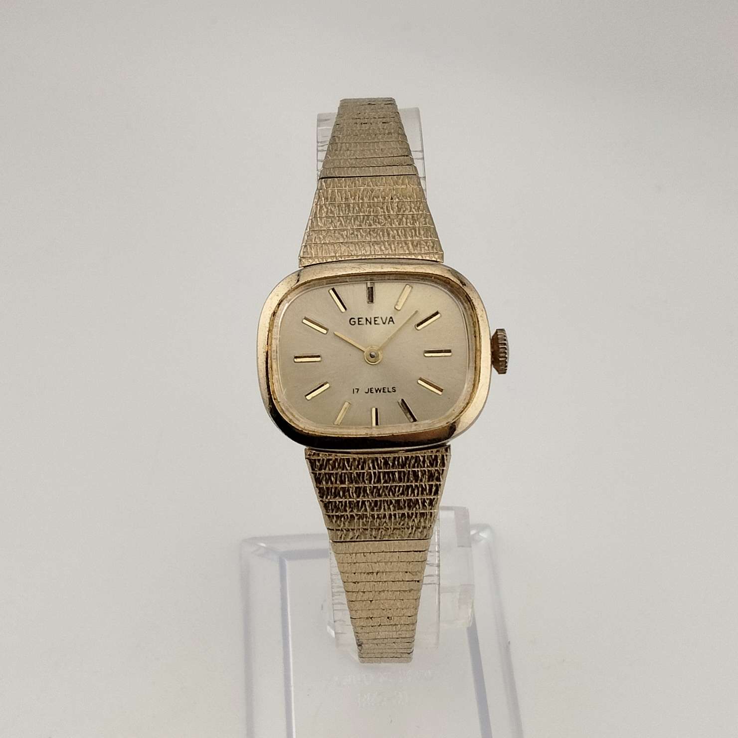I Like Mikes Mid Century Modern Watches Geneva Unisex Gold Tone Watch, Horizontal Rectangle Dial, Adjustable Bracelet Strap