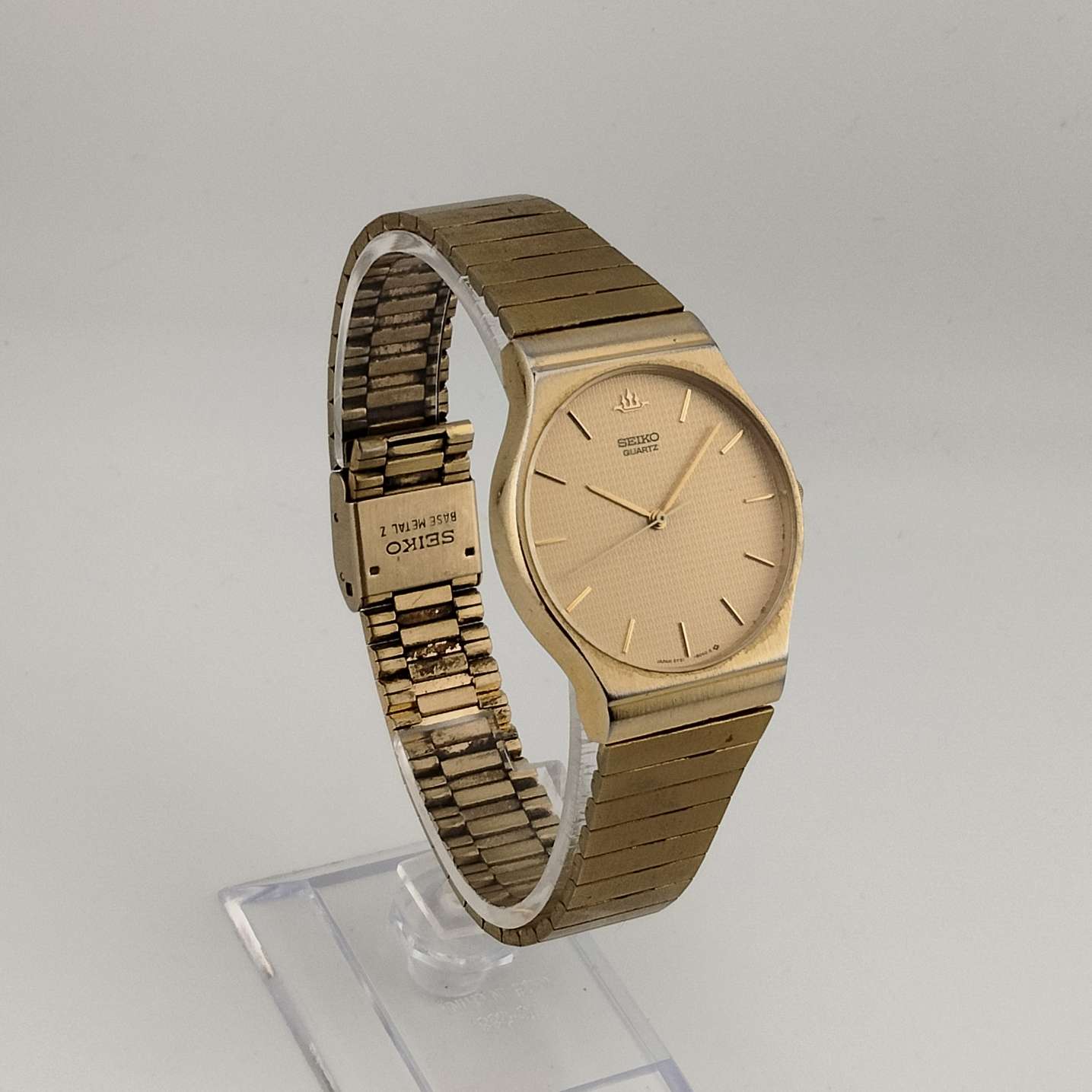 Gold Seiko Q SEIKO Quartz Dress Watch Gold Color With Black Band Stainless