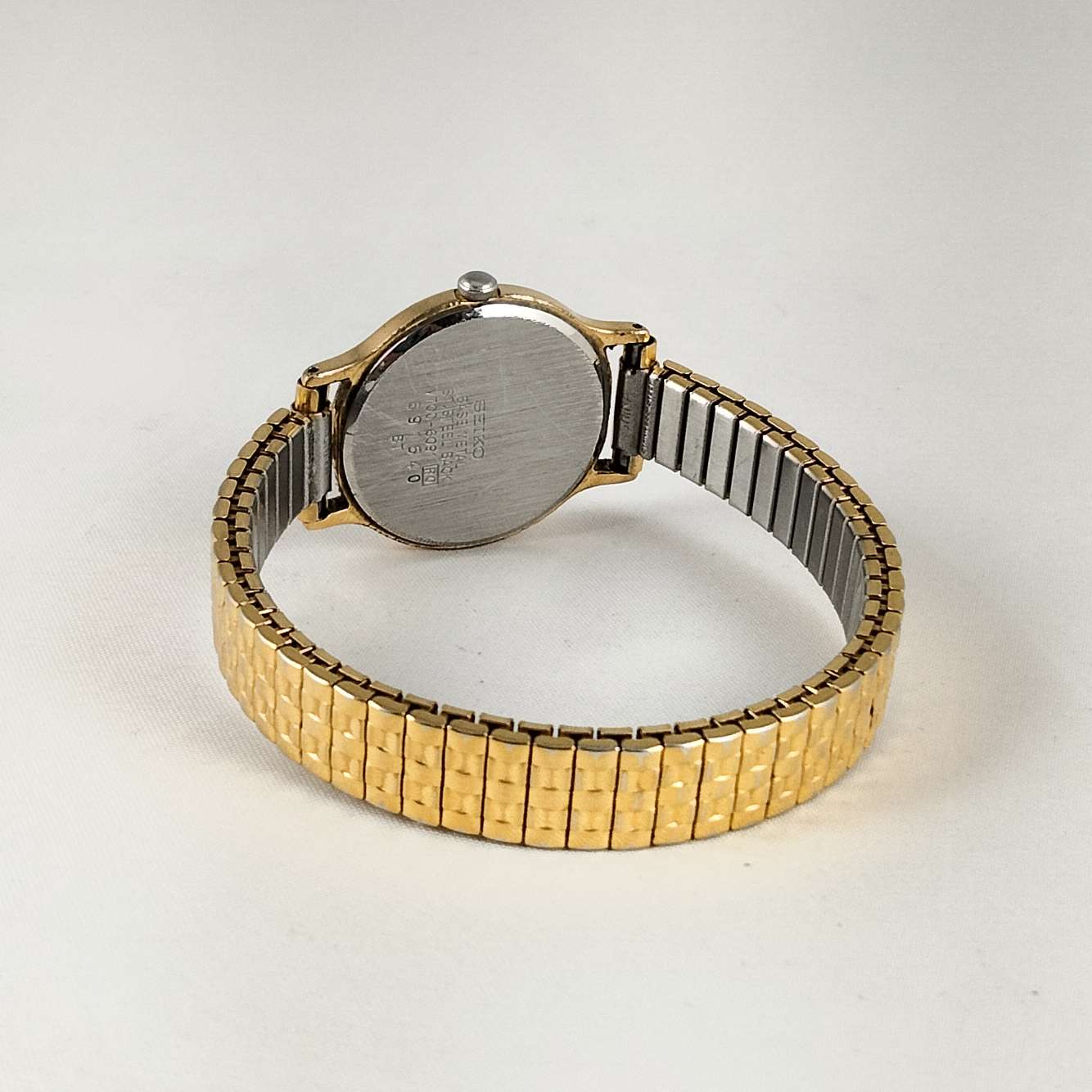 Seiko Round Woman display picture 1