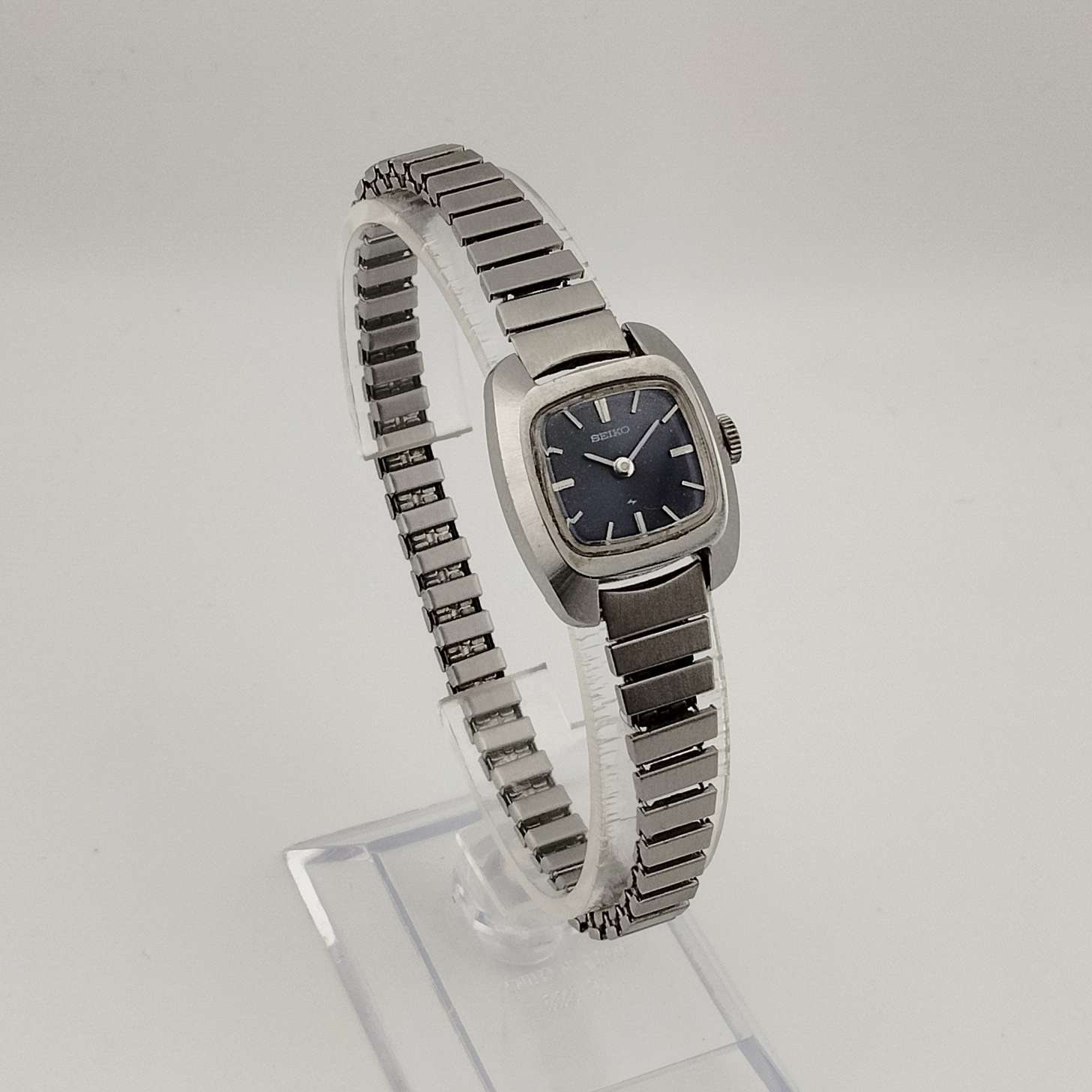 Seiko Silvertone Watch Seiko Women main image 3