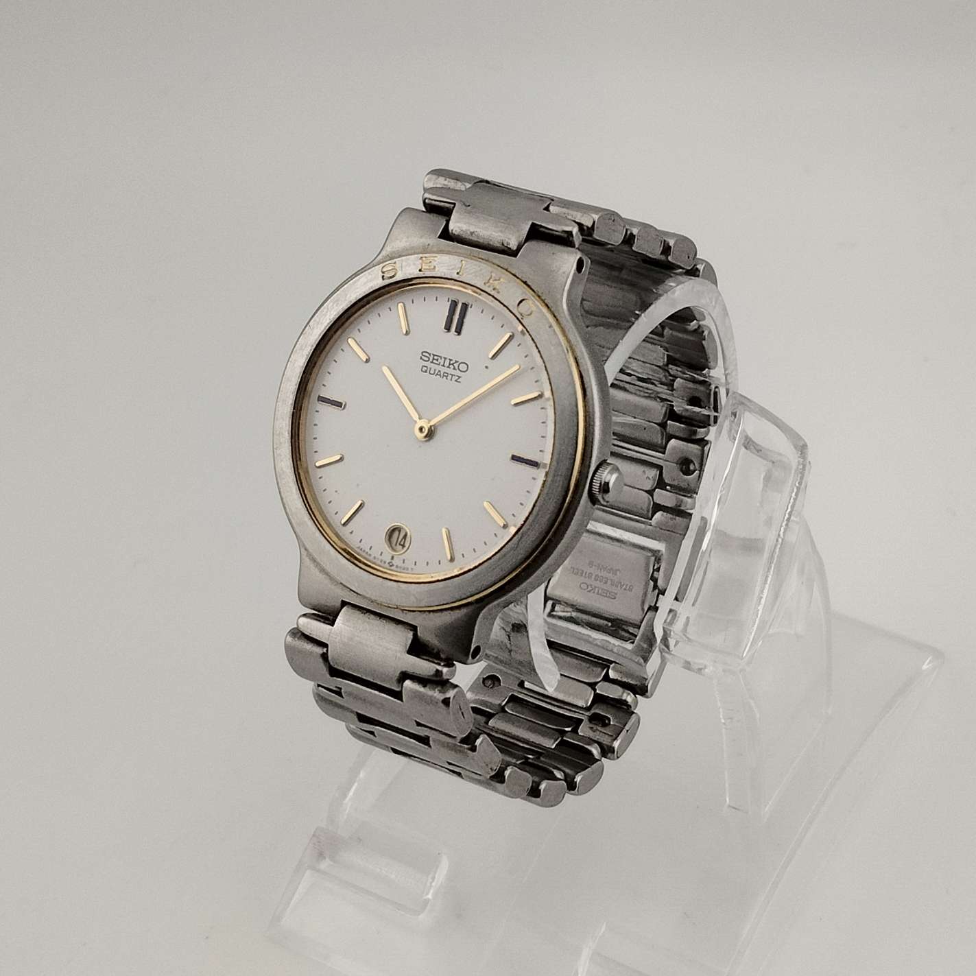 I Like Mikes Mid Century Modern Watches Seiko Unisex Silver Tone Watch, Gold Tone Details, Circular Dial, Date Window, Bracelet Strap