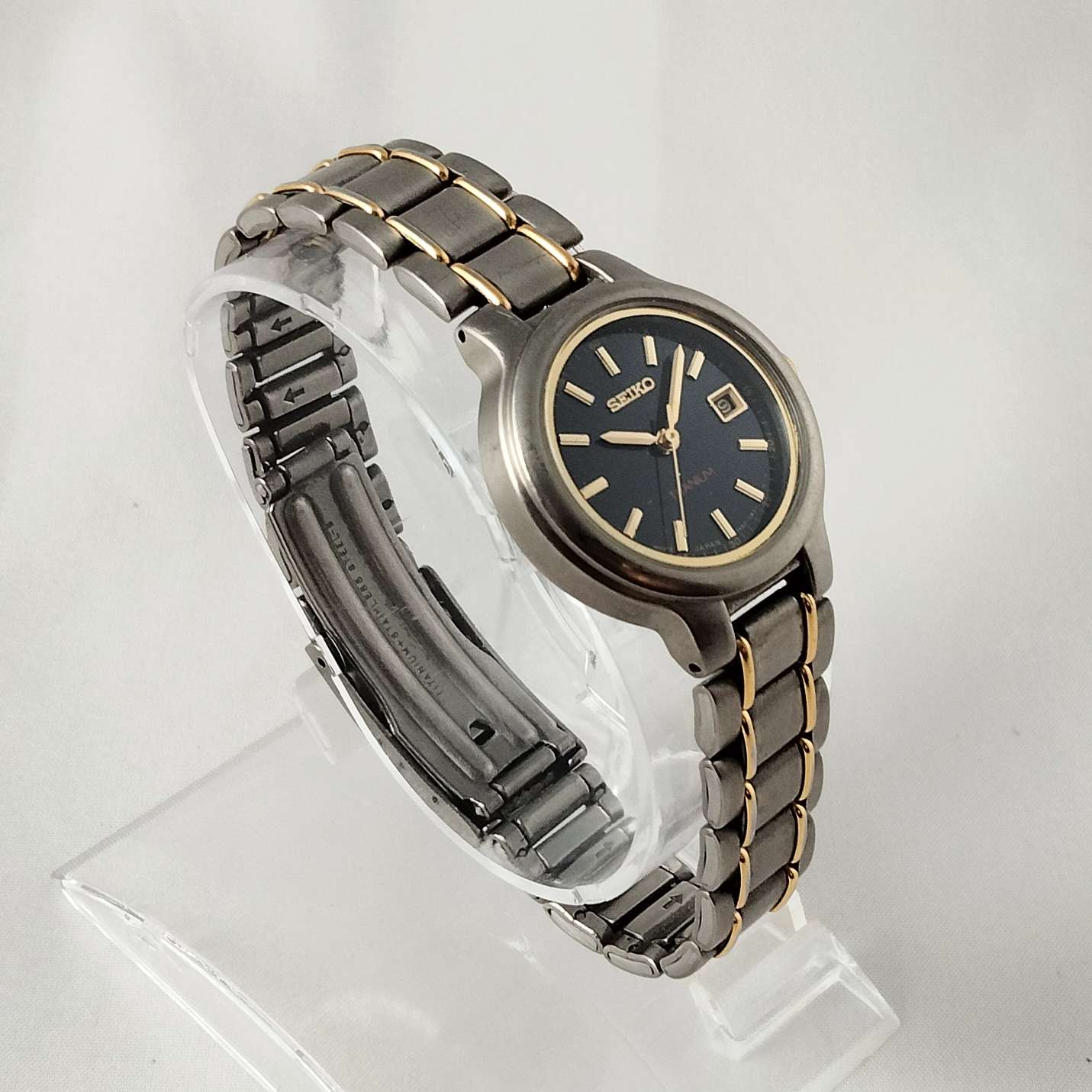 I Like Mikes Mid Century Modern Watches Seiko Unisex Watch, Black Dial, Silver Tone Bracelet Strap