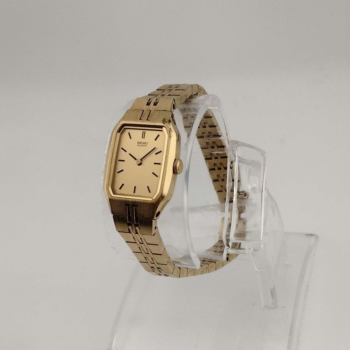 Seiko Vintage Ladies Watch Gold-Tone Bracelet Case Hands White Dial New Battery Vintage Seiko Tank Dual Time 1E20-3A00 Watch 1994 | Atelier  main image 4