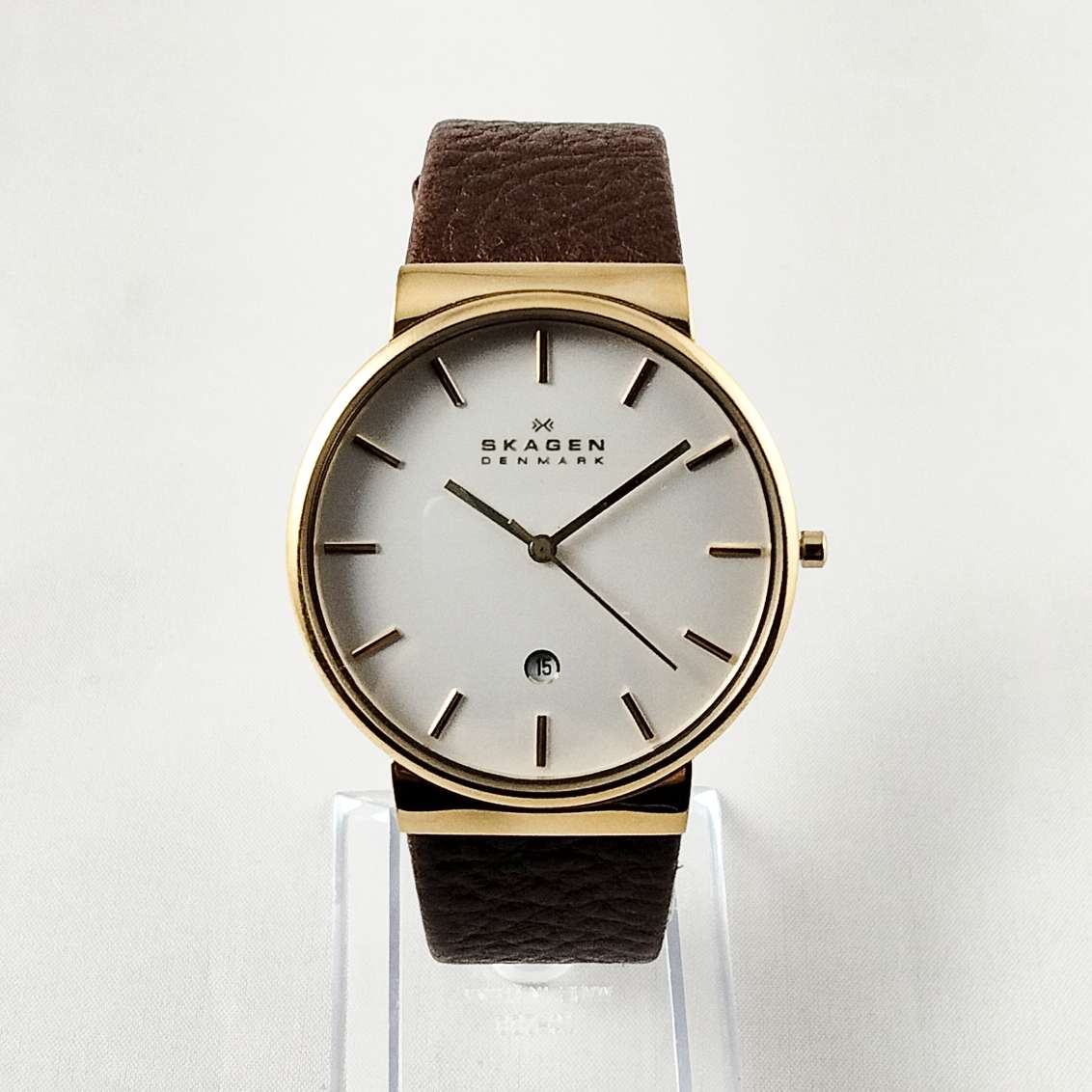 I Like Mikes Mid Century Modern Watches Skagen Men's Oversized Stainless Steel Watch, White Dial, Gold Tone Details, Brown Leather Strap