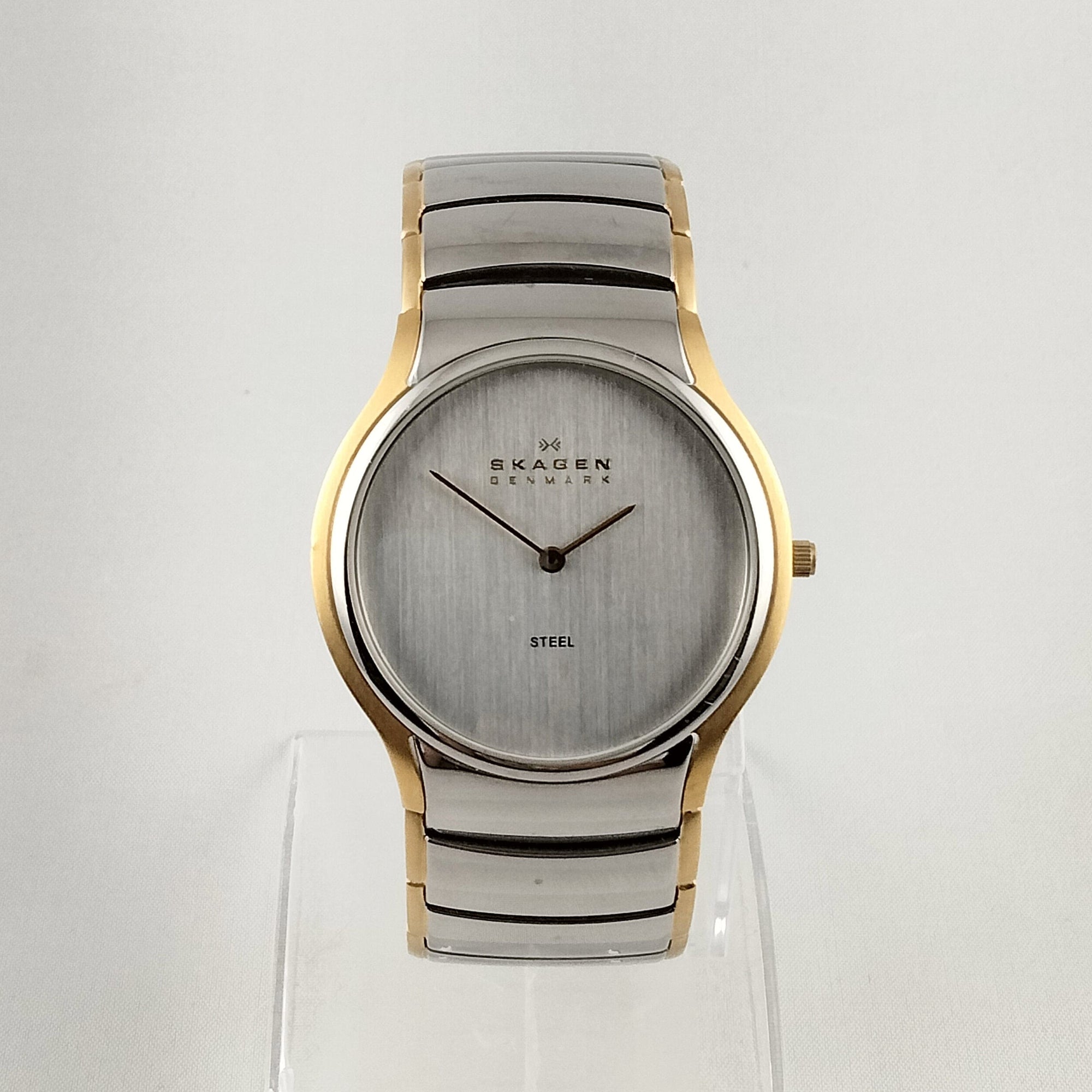I Like Mikes Mid Century Modern Watches Skagen Men's Oversized Stainless Steel Watch with Gold Tone Details