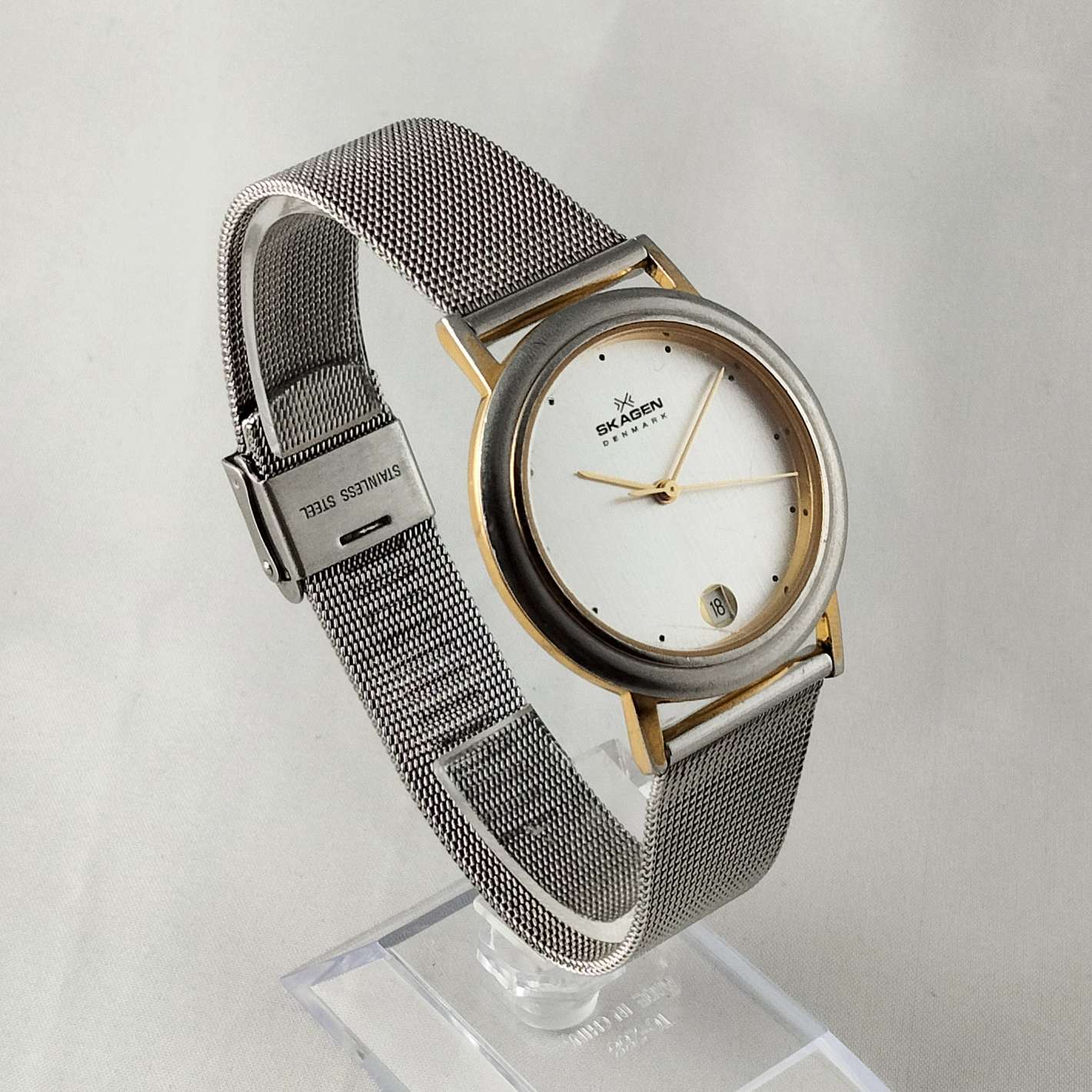 Skagen Gold and Silver Watch Mesh Skagen Mesh 384XSGG1-SD Women main image 2