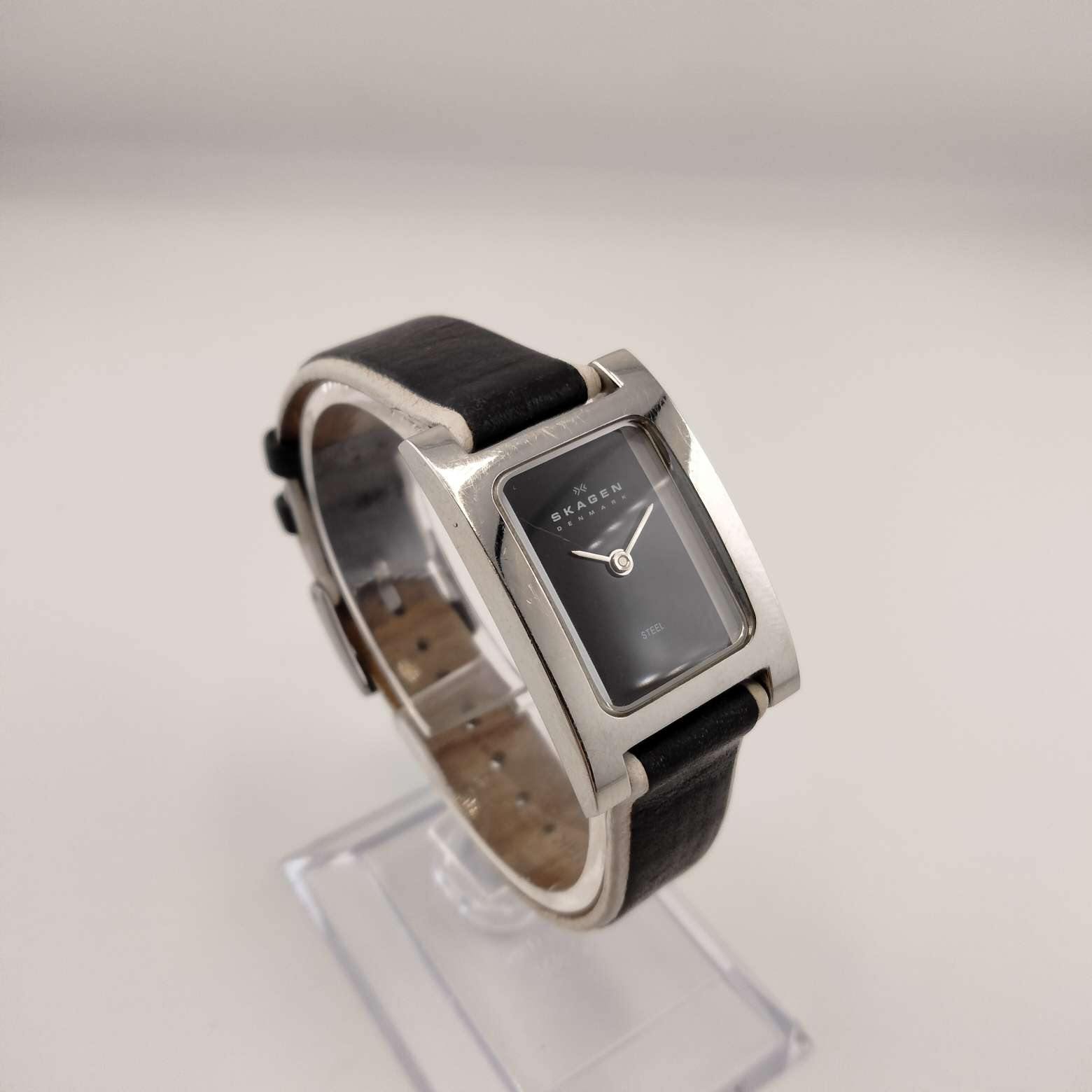 I Like Mikes Mid Century Modern Watches Skagen Petite Watch, Silver Tone Dial with a Black and White Face, Black Leather Strap with White Trim