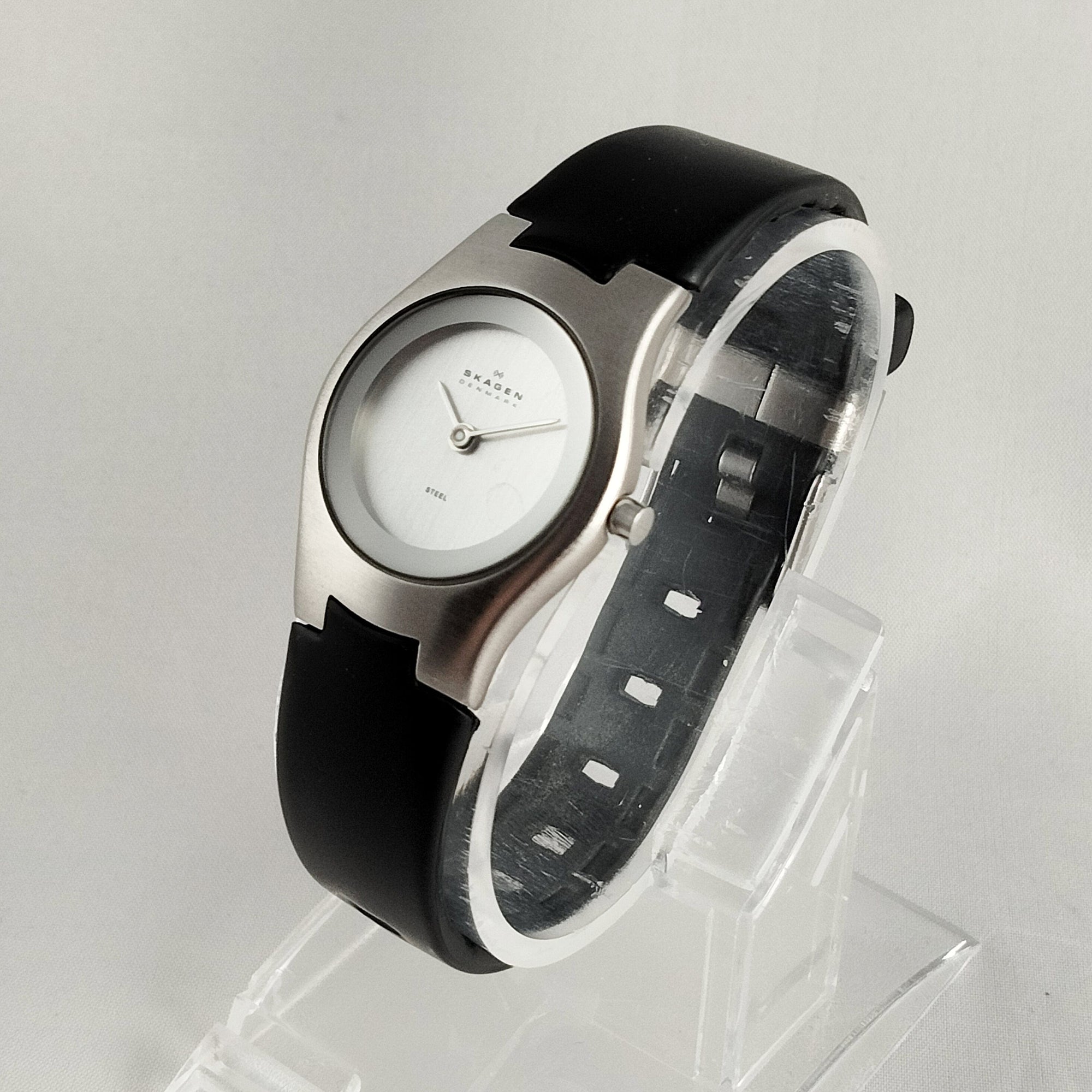 I Like Mikes Mid Century Modern Watches Skagen Stainless Steel Men's Watch, Black Rubber Strap