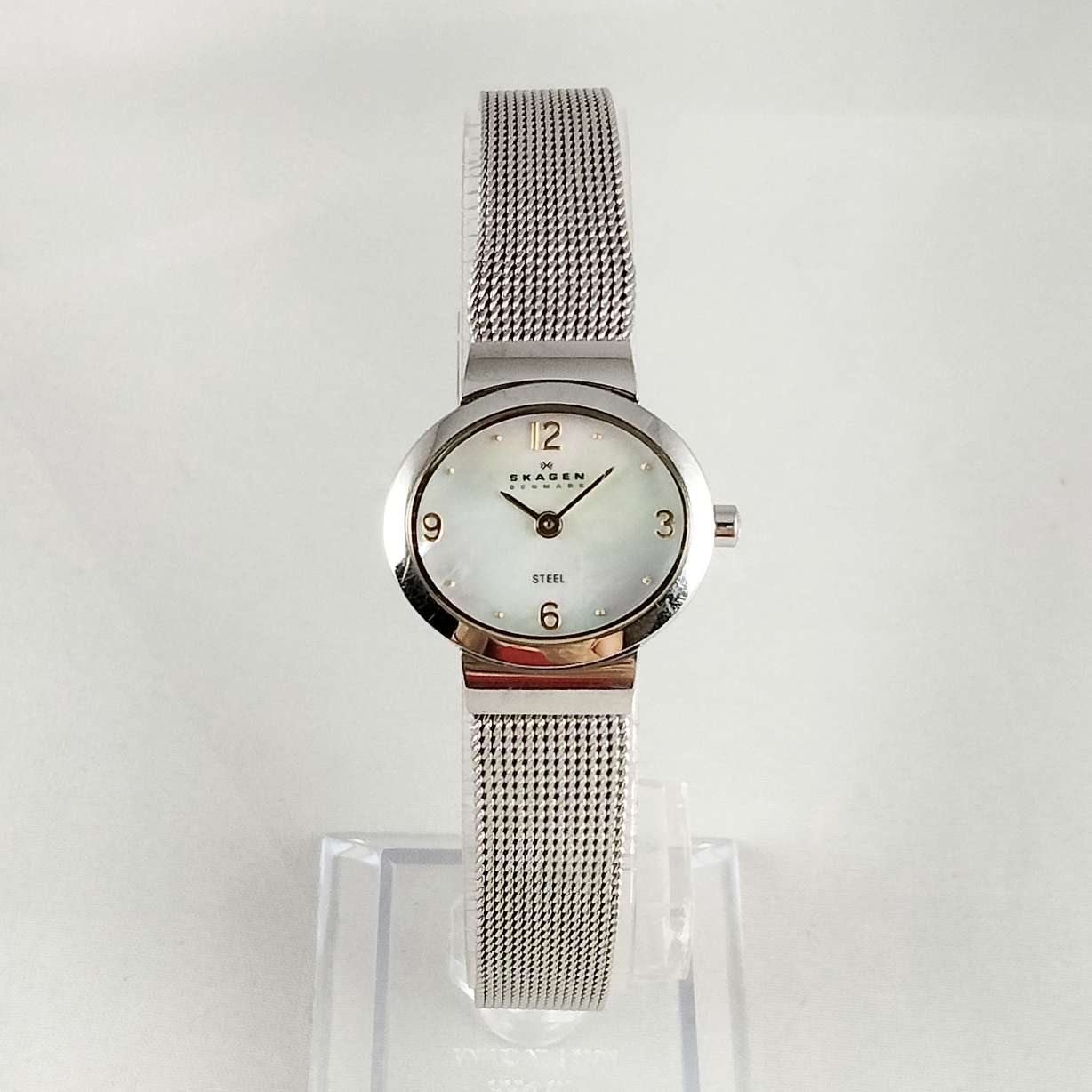 Skagen Women’s Silver Mesh Watch with Mother-of-Pearl Accent 233XSSS Skagen Watch, Mother of Pearl Dial, Mesh Strap - I Like  main image 2