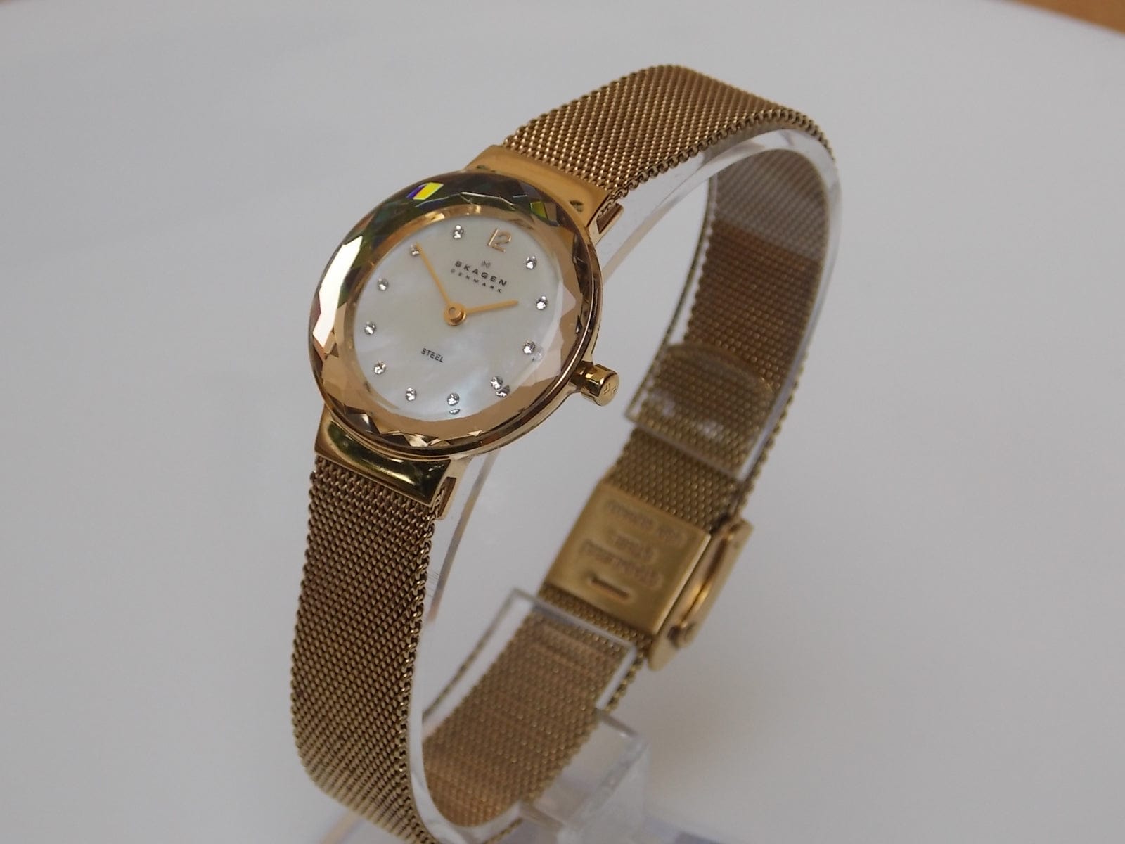 I Like Mikes Mid Century Modern Watches Skagen Women's Goldtone Round Mother of Pearl Dial Jewel Number Markers Facet Cut Border Mesh Band