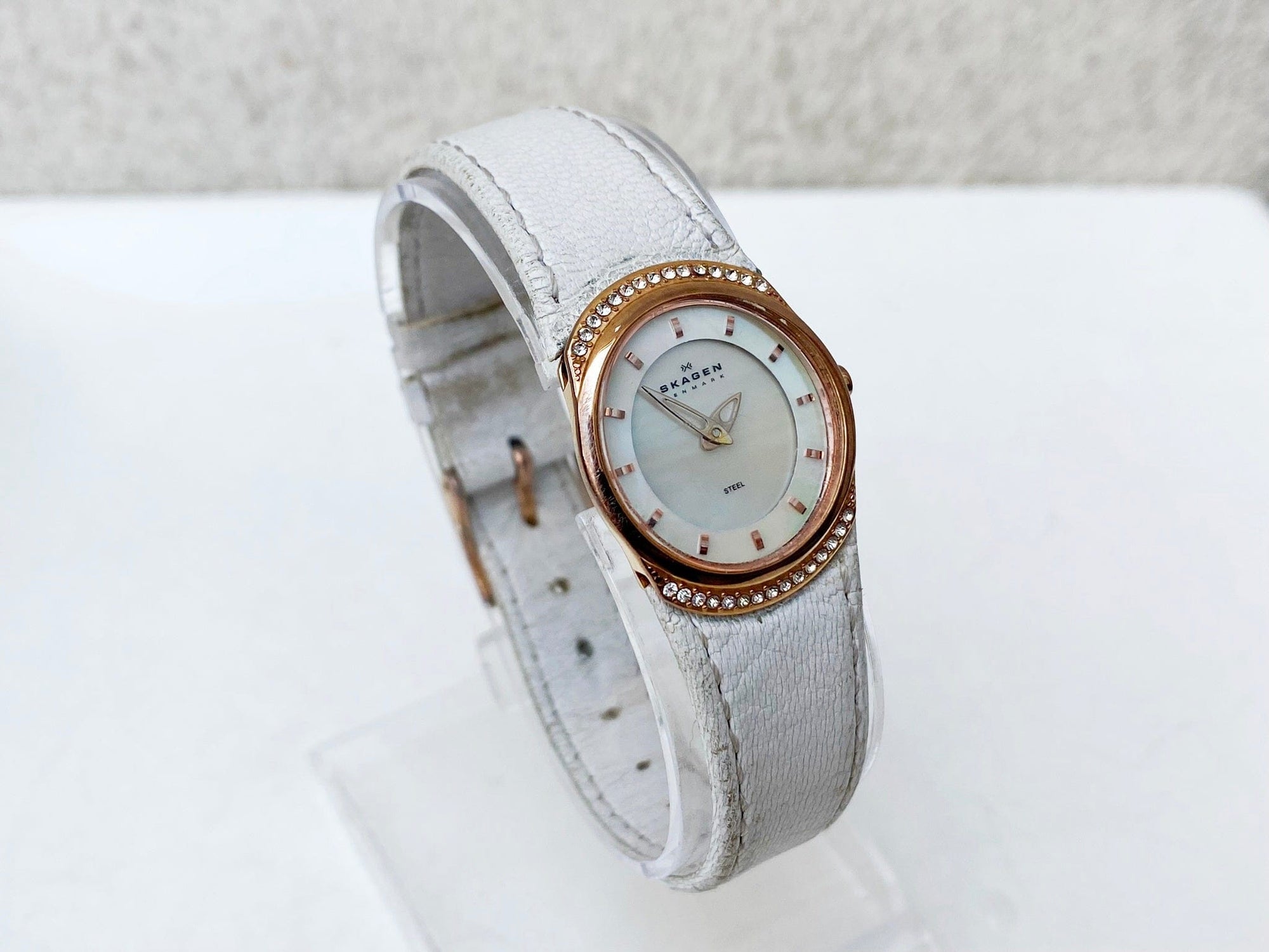 I Like Mikes Mid Century Modern Watches Skagen Women's Rose Gold Tone Round Watch Jeweled Mother of Pearl Dial White Leather Band