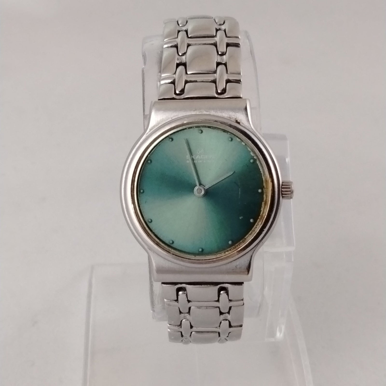 I Like Mikes Mid Century Modern Watches Skagen Women's Silver Tone Round Watch, Sage Green Dial, Link Bracelet