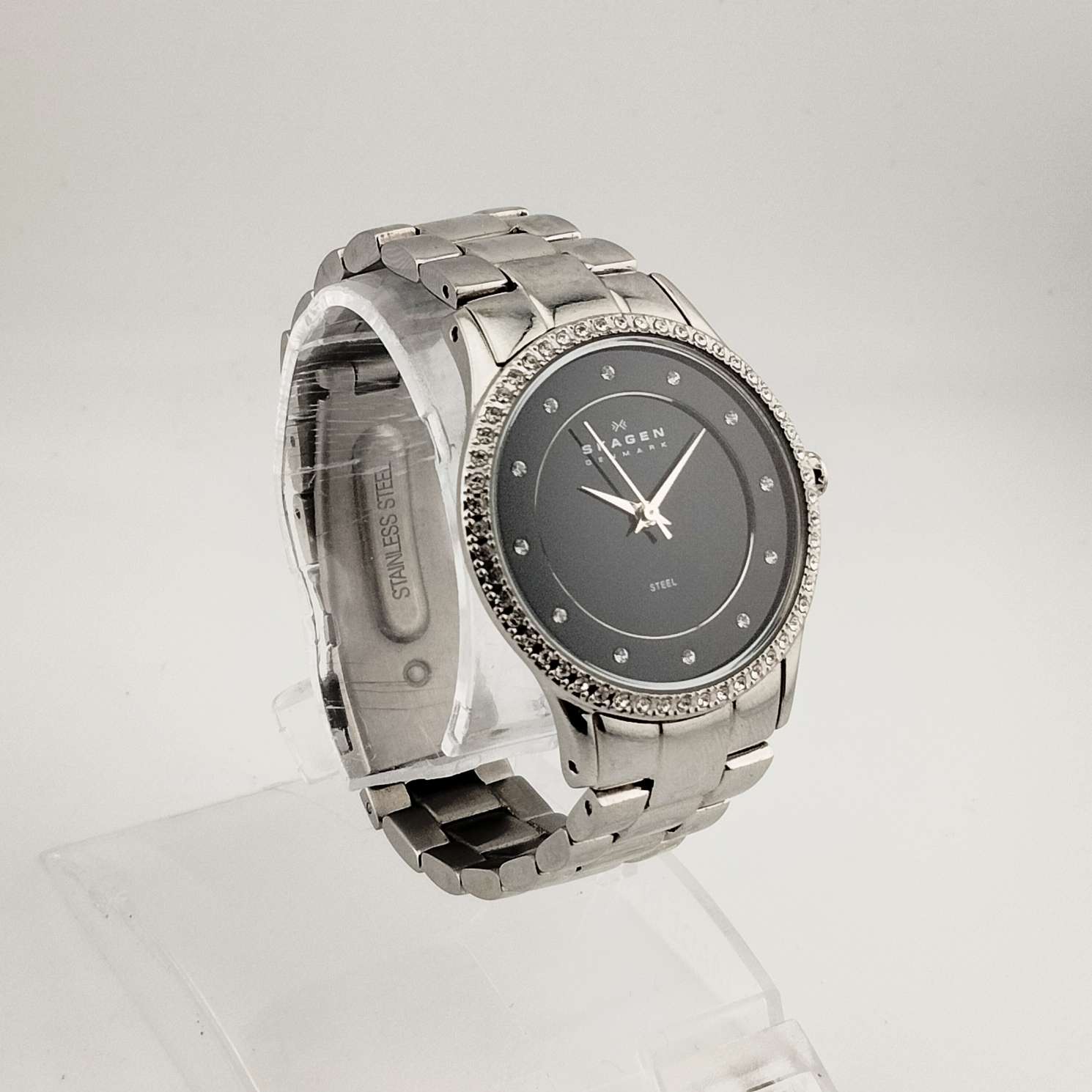 New Skagen Silver and Black Watch With Rhinestones Skagen Unisex Watch, Mother of Pearl Dial, Black Genuine  main image 2