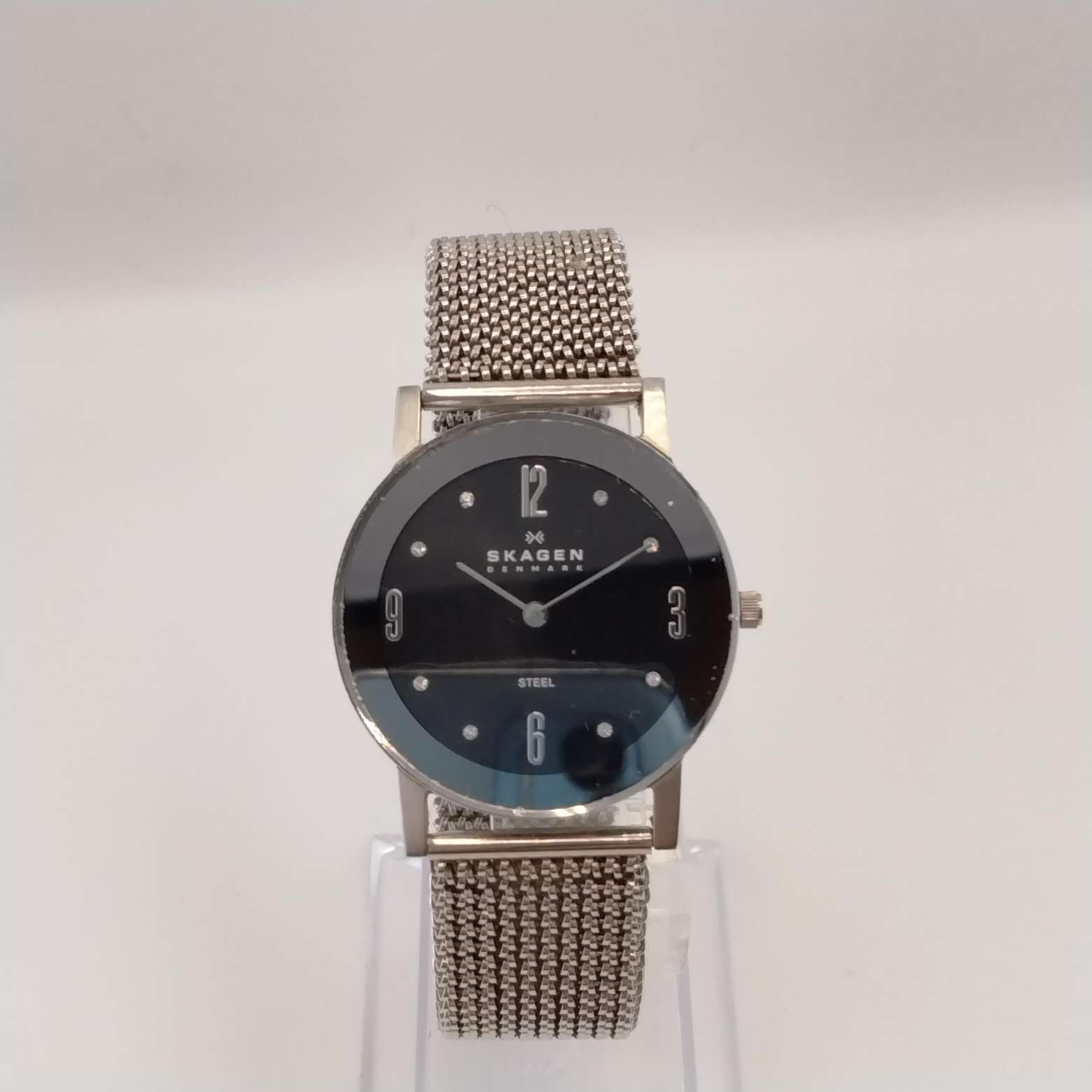 I Like Mikes Mid Century Modern Watches Skagen Women's Silver Tone Watch, Round Dial, Mesh Strap