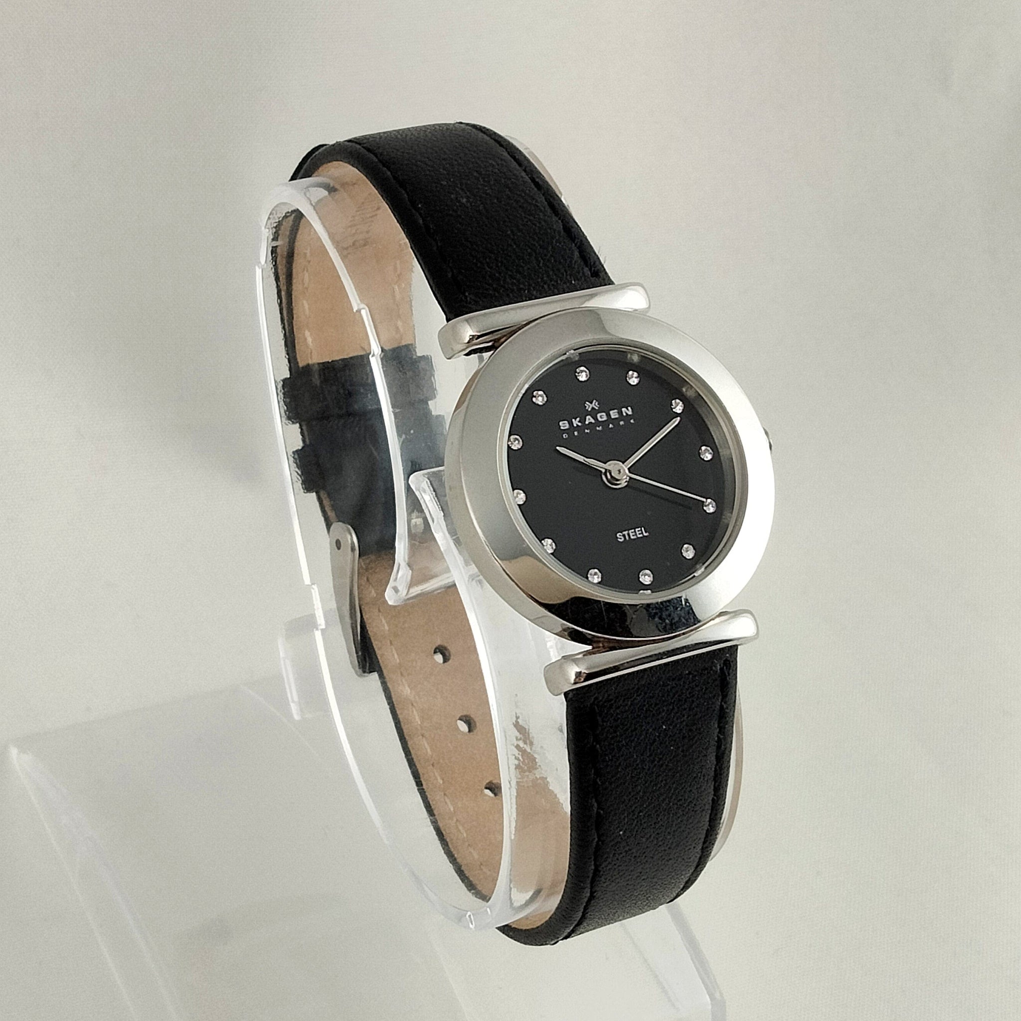 Skagen Women s Stainless Steel Watch Black Dial with Jewel Hour Marke I Like Mikes Mid Century Modern