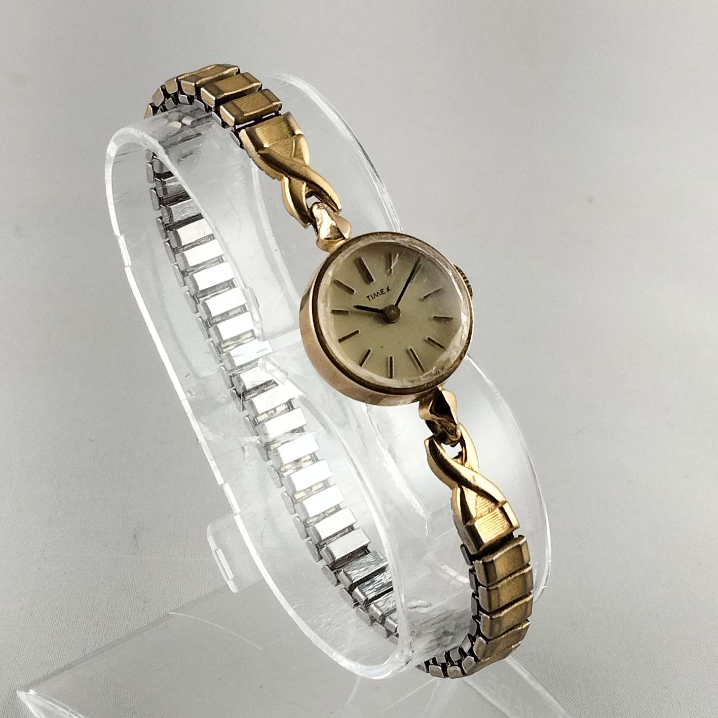 Vintage ladies Timex stretch watch Timex Women main image 2