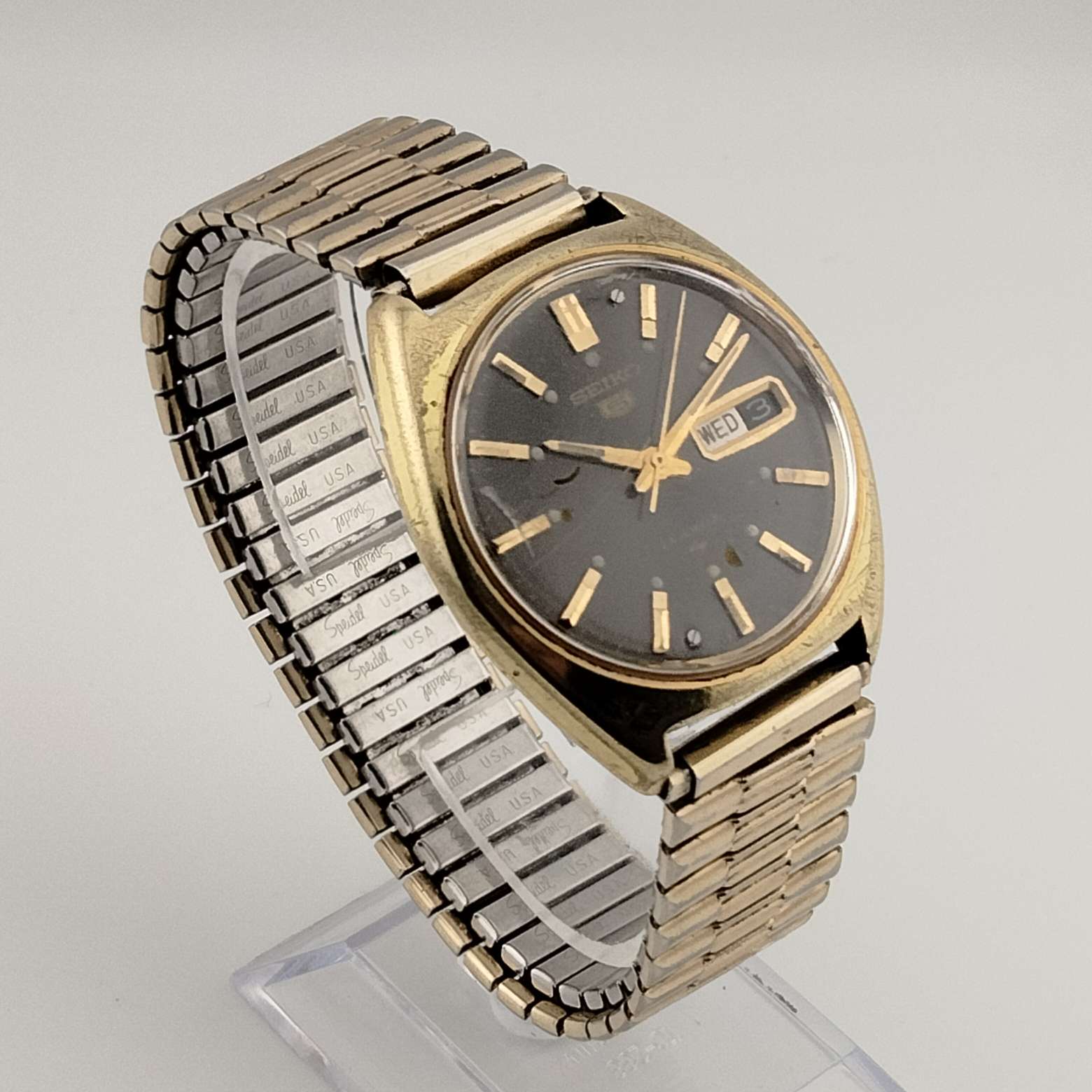 Seiko 5 Men's Gold Tone Watch, Round, Automatic, Black Face, Number Markers, Date, Bracelet Strap