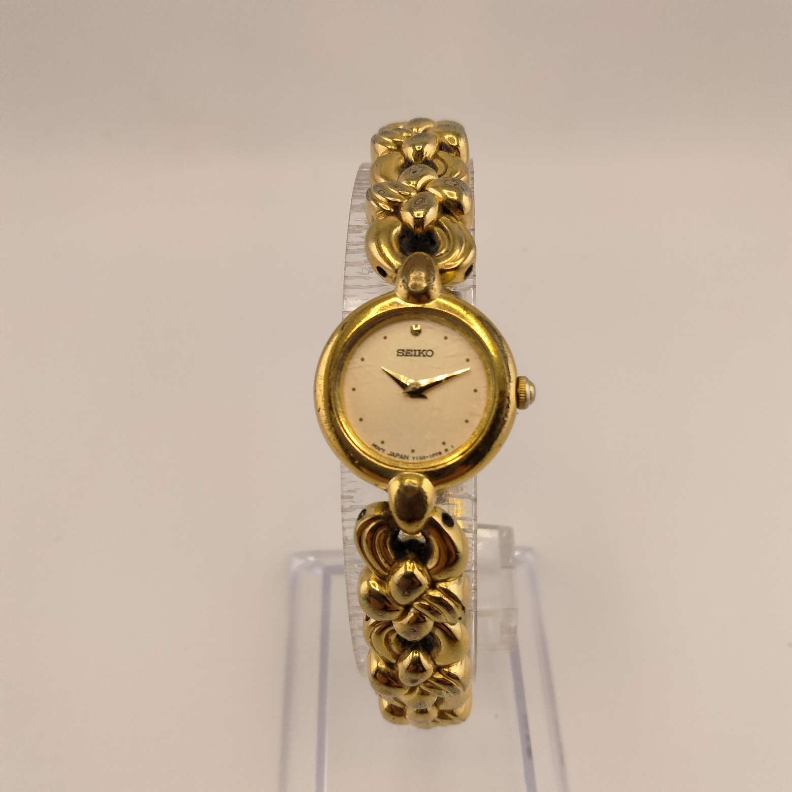 Seiko Women's Watch, Round Gold Tone Dial, Dot Hour Markers, Unique Bracelet Strap