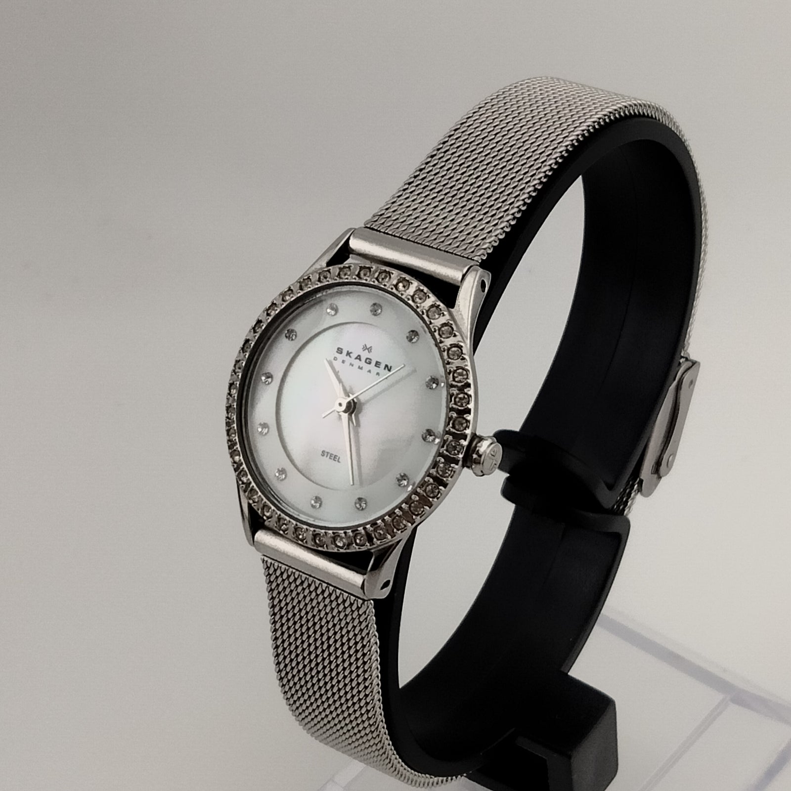 Skagen Silver Tone Women's Watch, Round Mother of Pearl Face with Crystal Border, Crystal Dot Markers, Mesh Strap