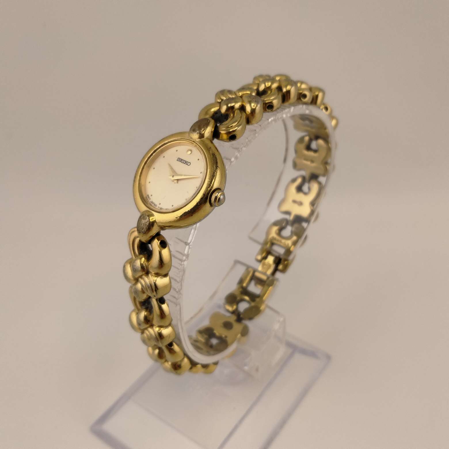 Seiko Women's Watch, Round Gold Tone Dial, Dot Hour Markers, Unique Bracelet Strap